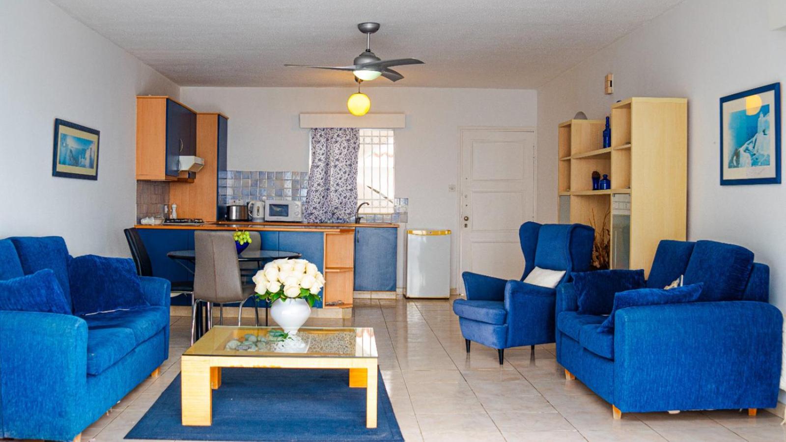 One-Bedroom Apartment
