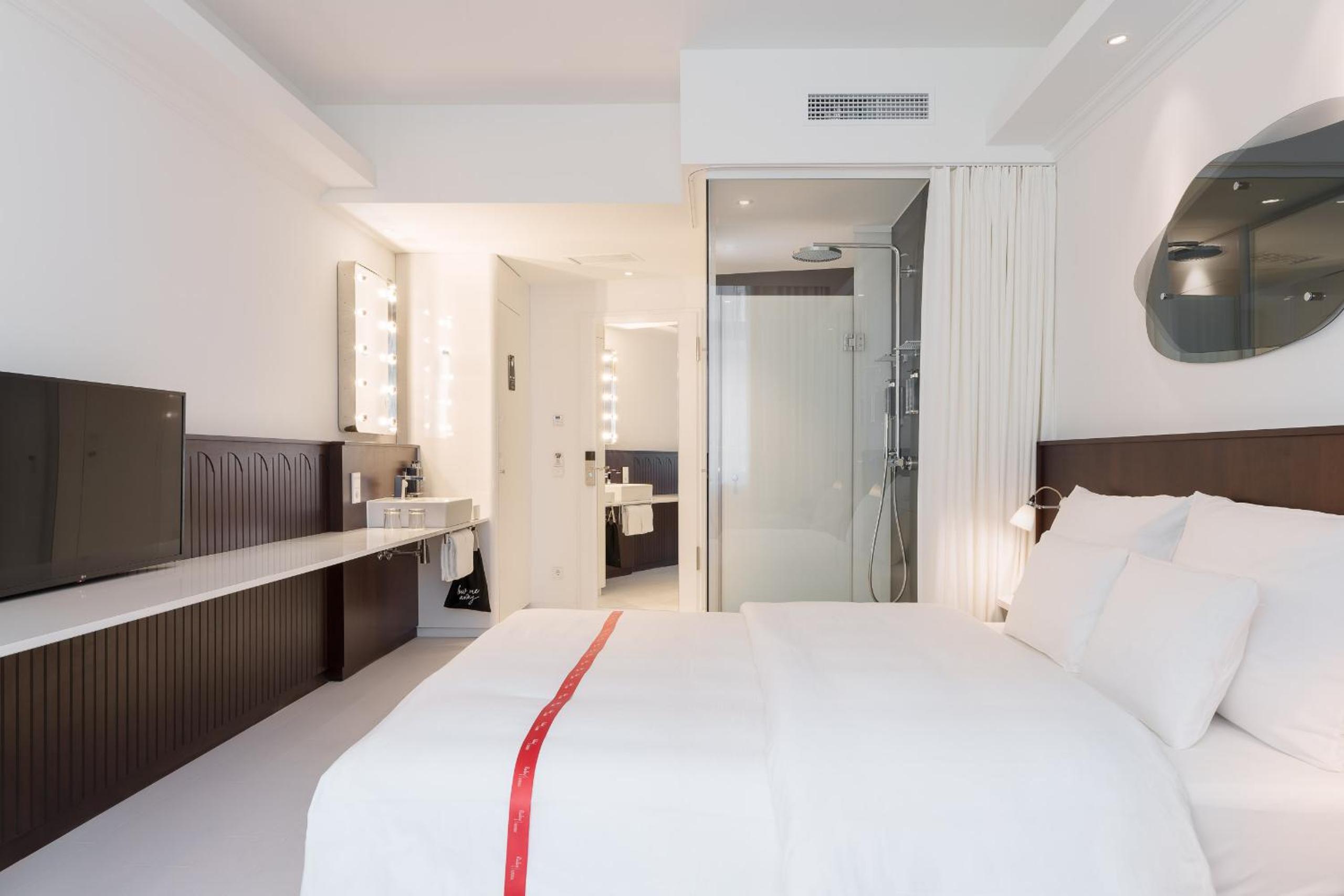 Lovely Room - Photo 1
