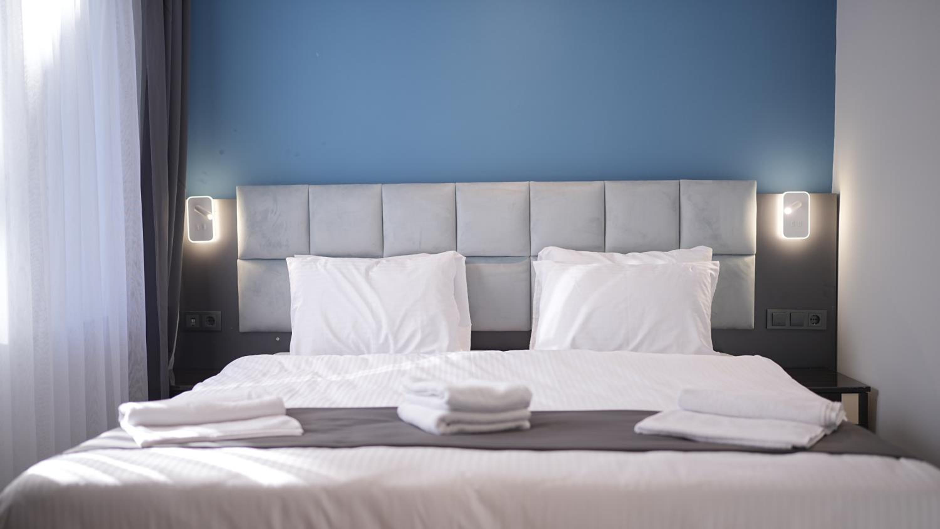 Standard Double Room - Photo 2