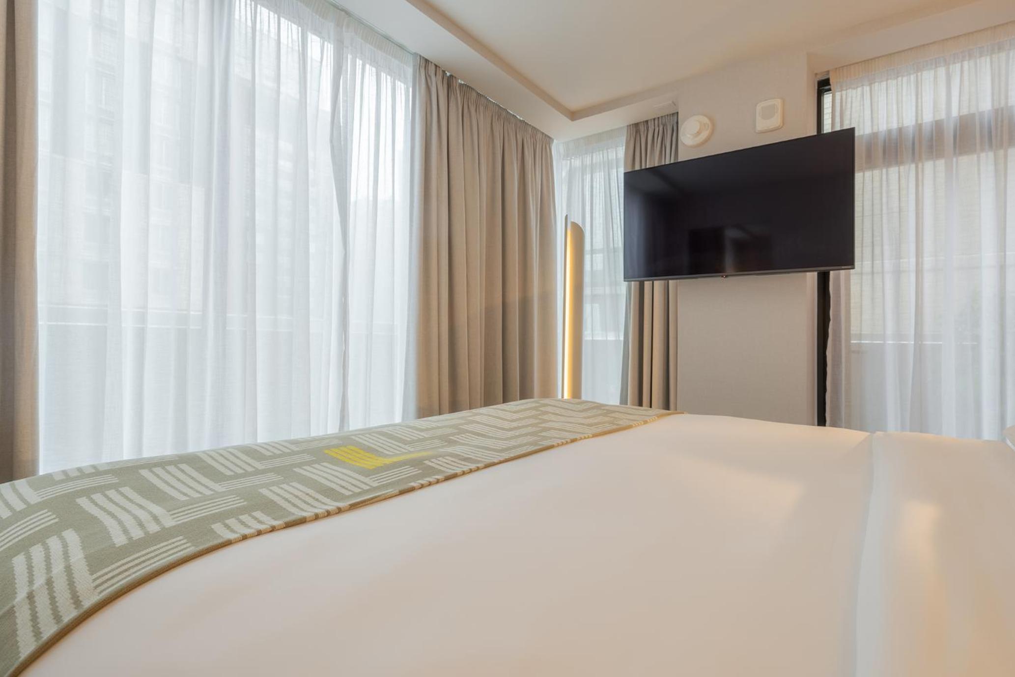 Junior Suite with Balcony and View