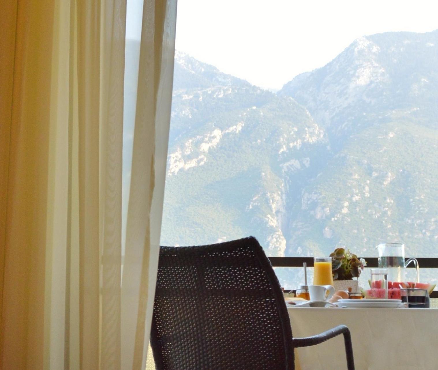 Superior Double Room with Mountain View photo 3