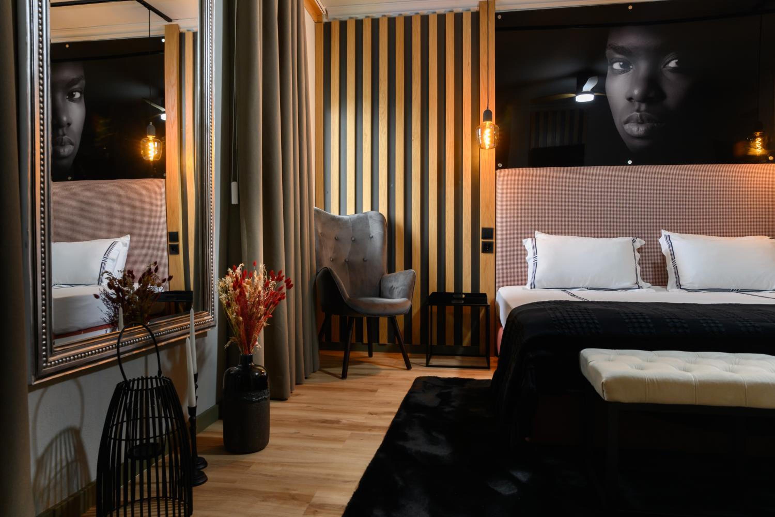 Deluxe Suite photo 1