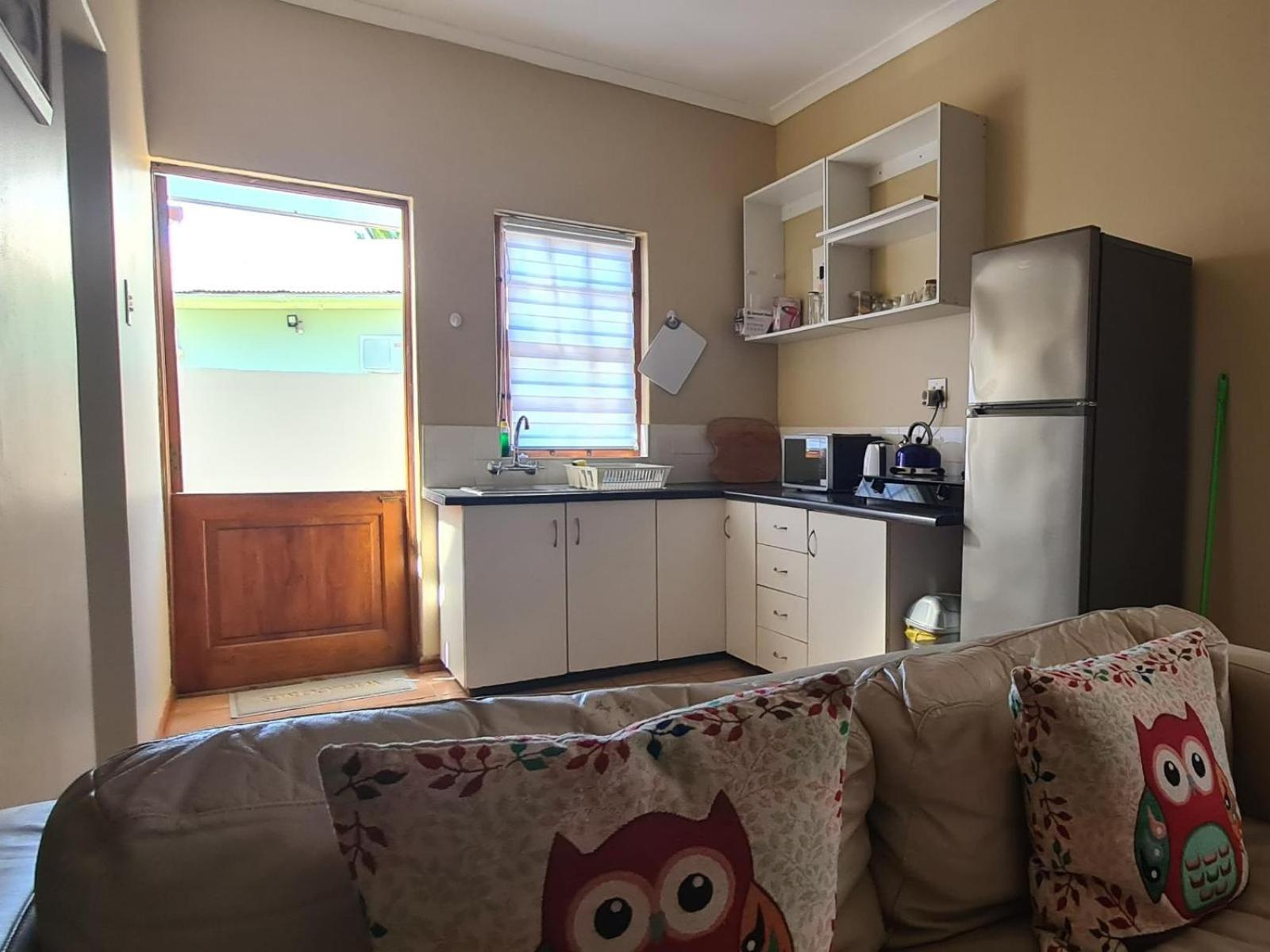 One-Bedroom Apartment - Photo 4
