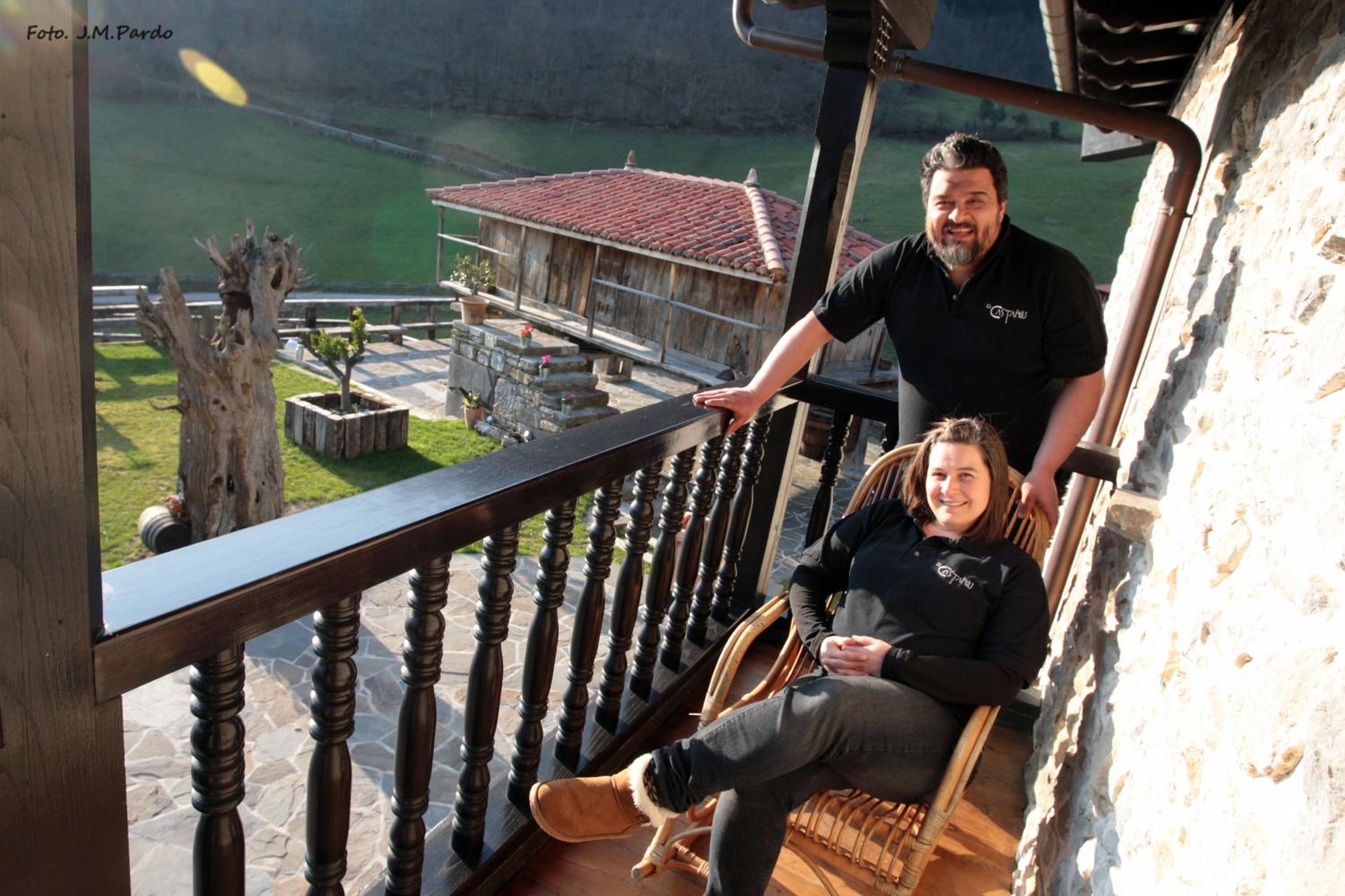 Deluxe Double or Twin Room with Mountain View photo 3