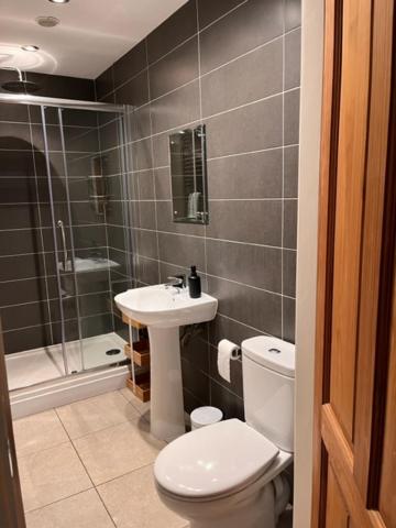 Double or Twin Room with Shower photo 3