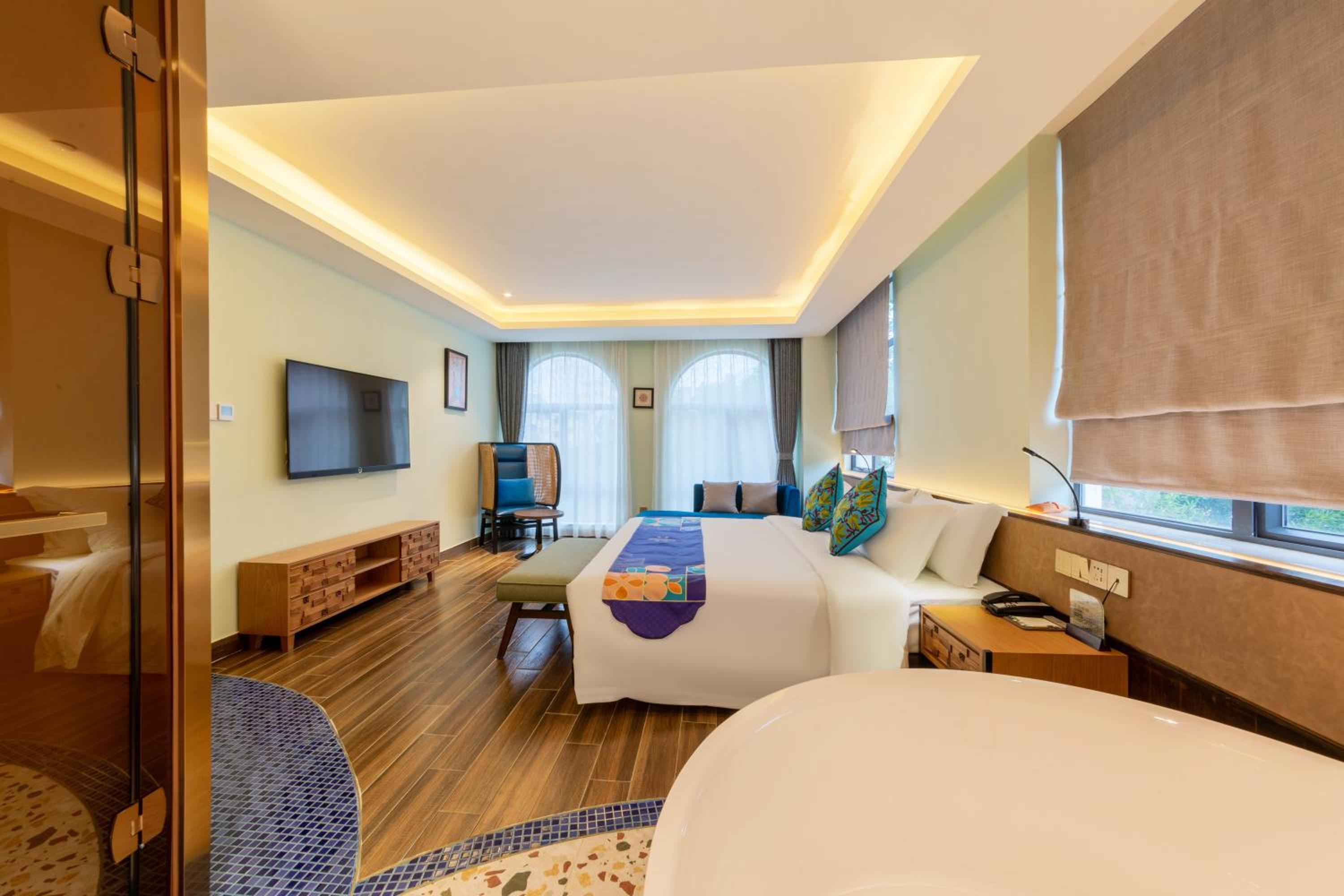 One-Bedroom Suite photo 1