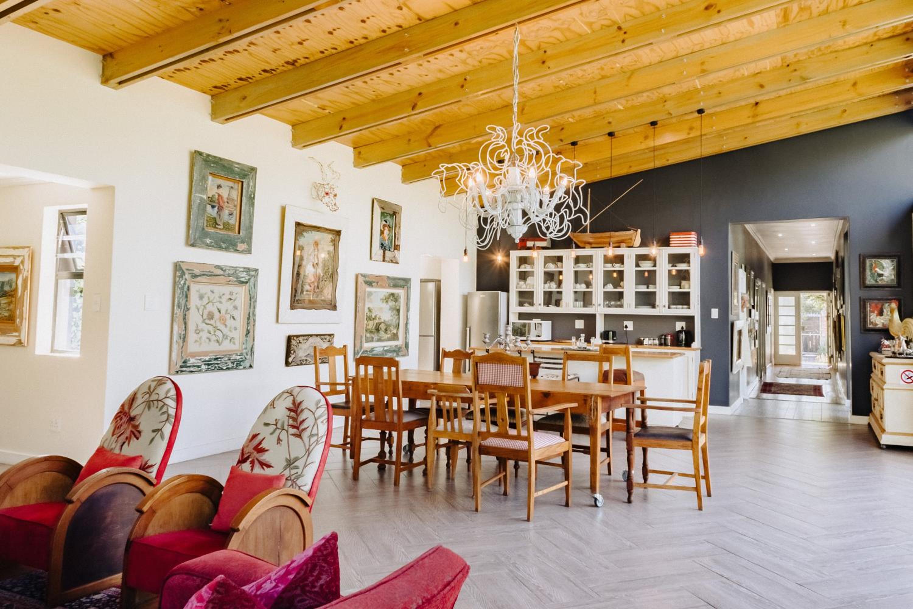 Four-Bedroom Vacation Home photo 3
