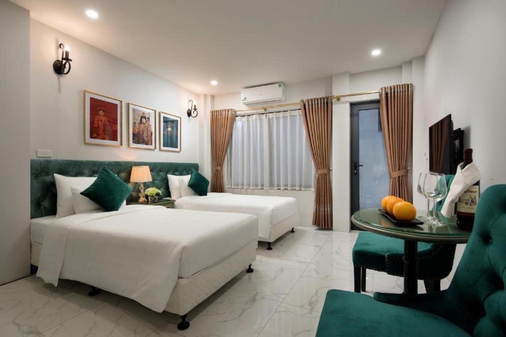 Deluxe Double or Twin Room