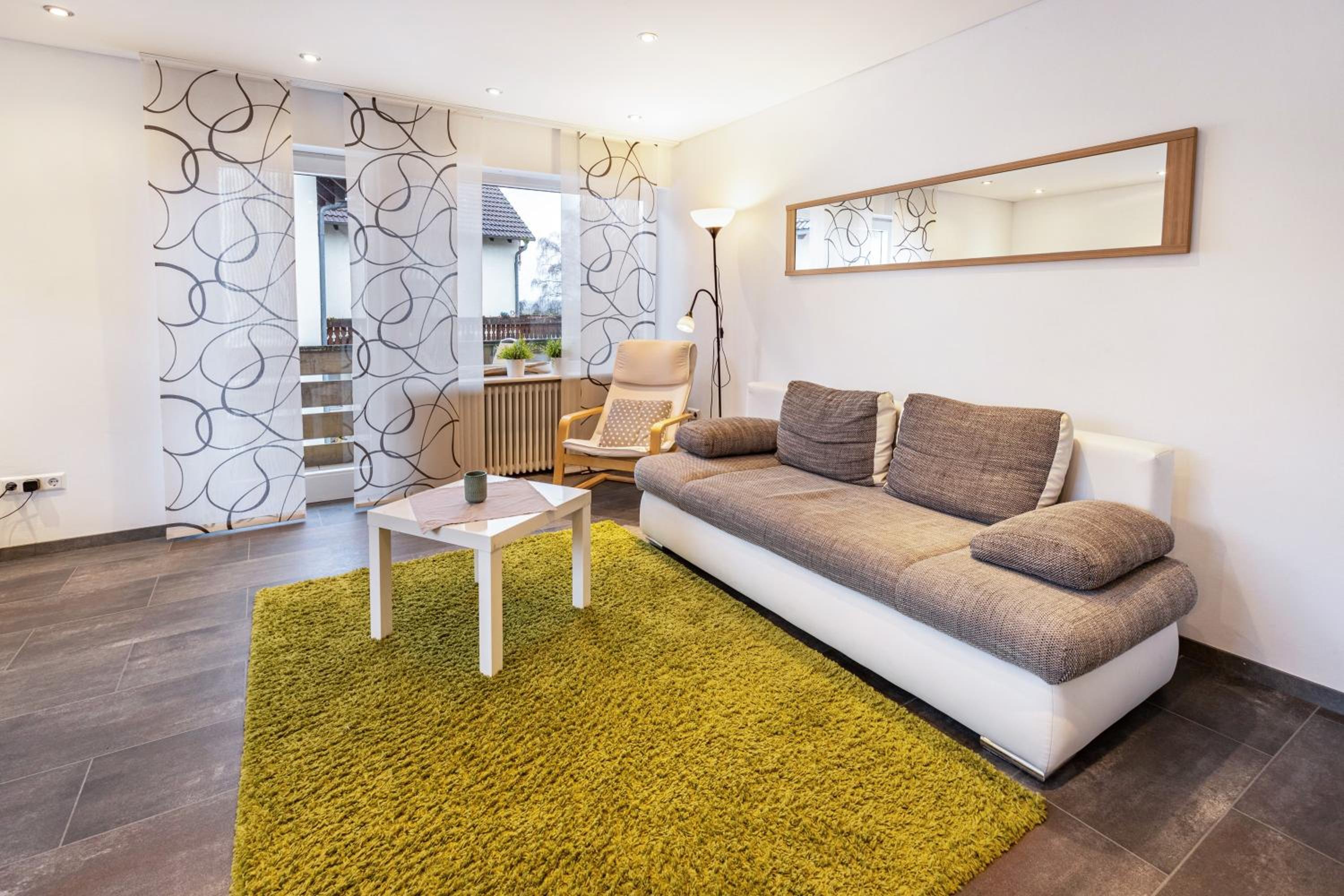 Two-Bedroom Deluxe Apartment with Balcony