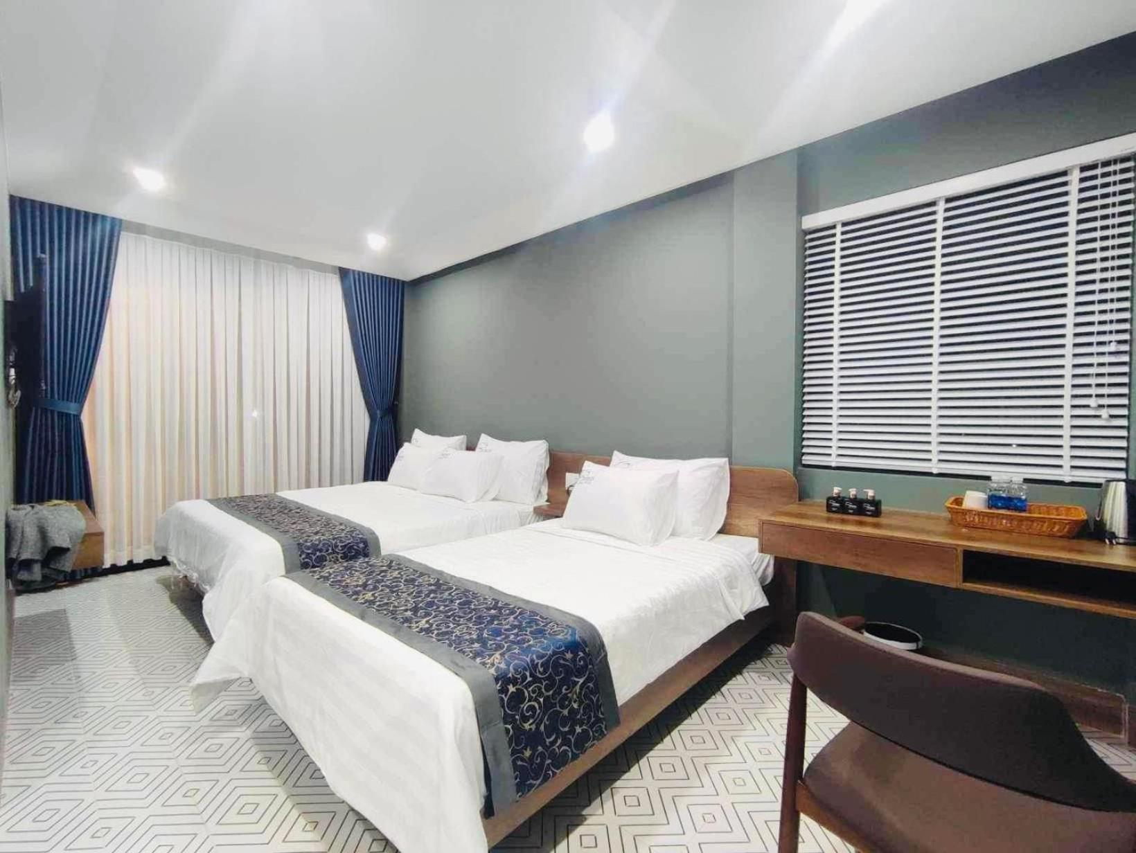 Twin Room with Pool View photo 3