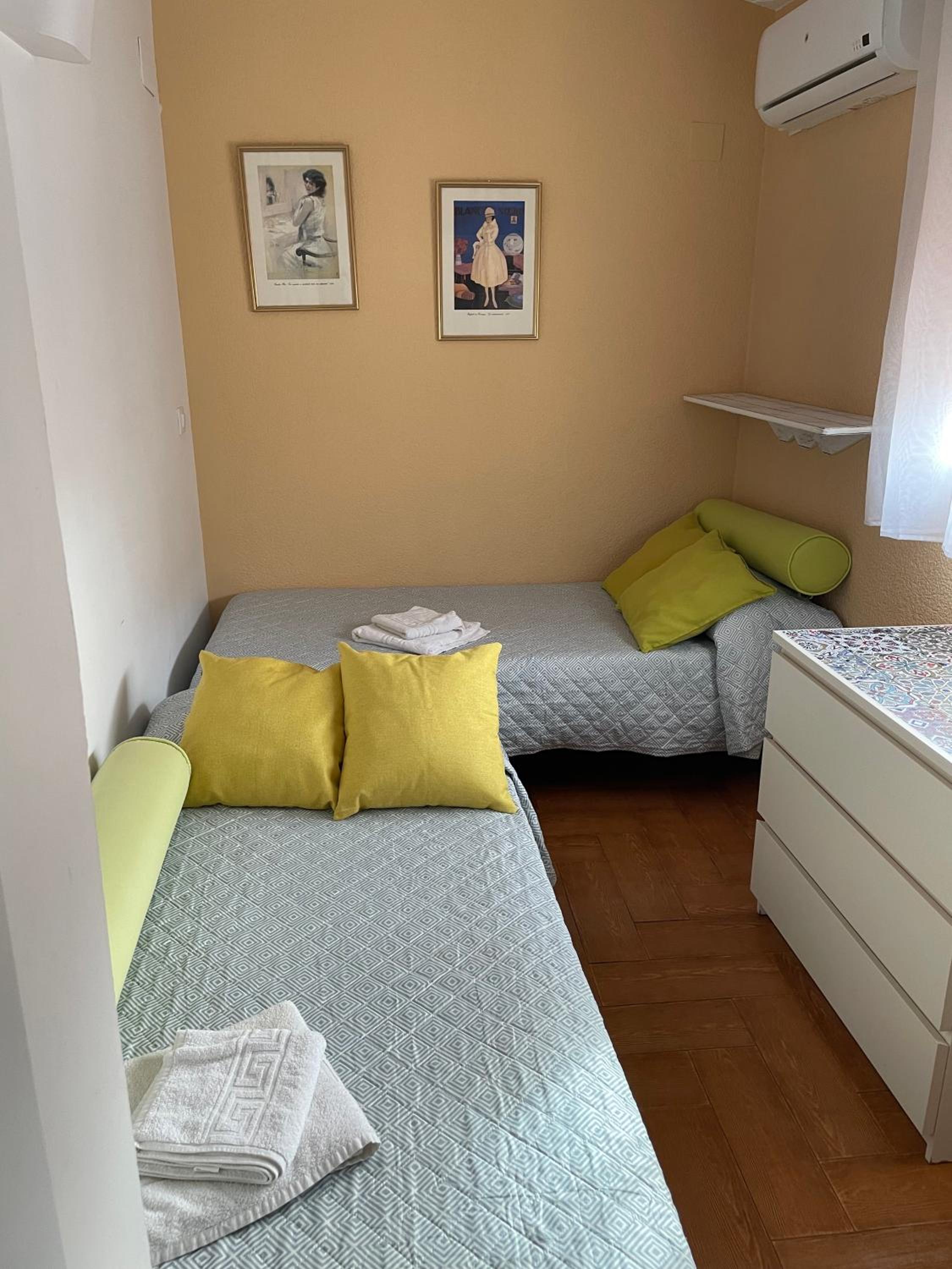 Double Room with Shared Bathroom