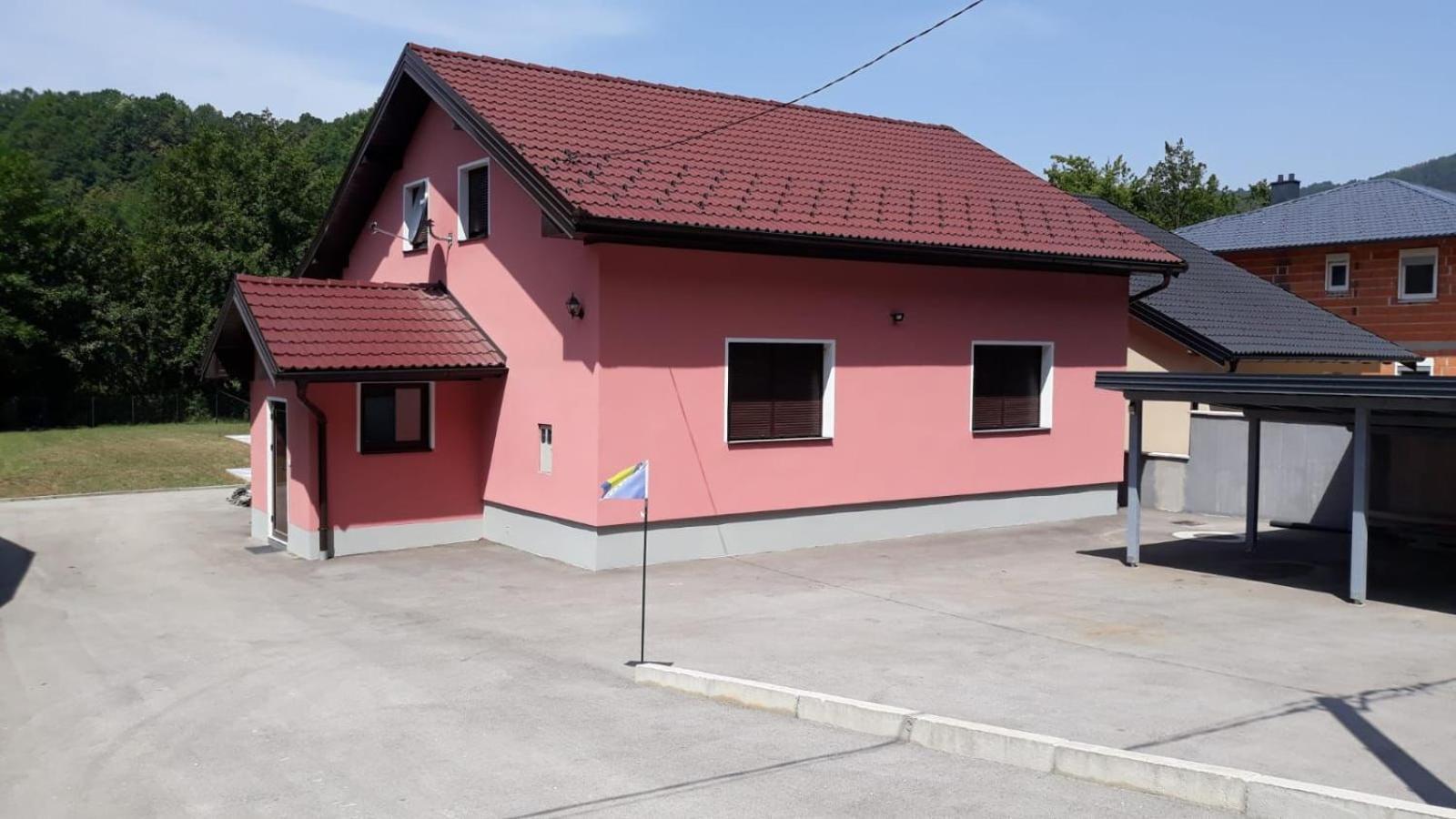 Villa With Private Pool photo 2