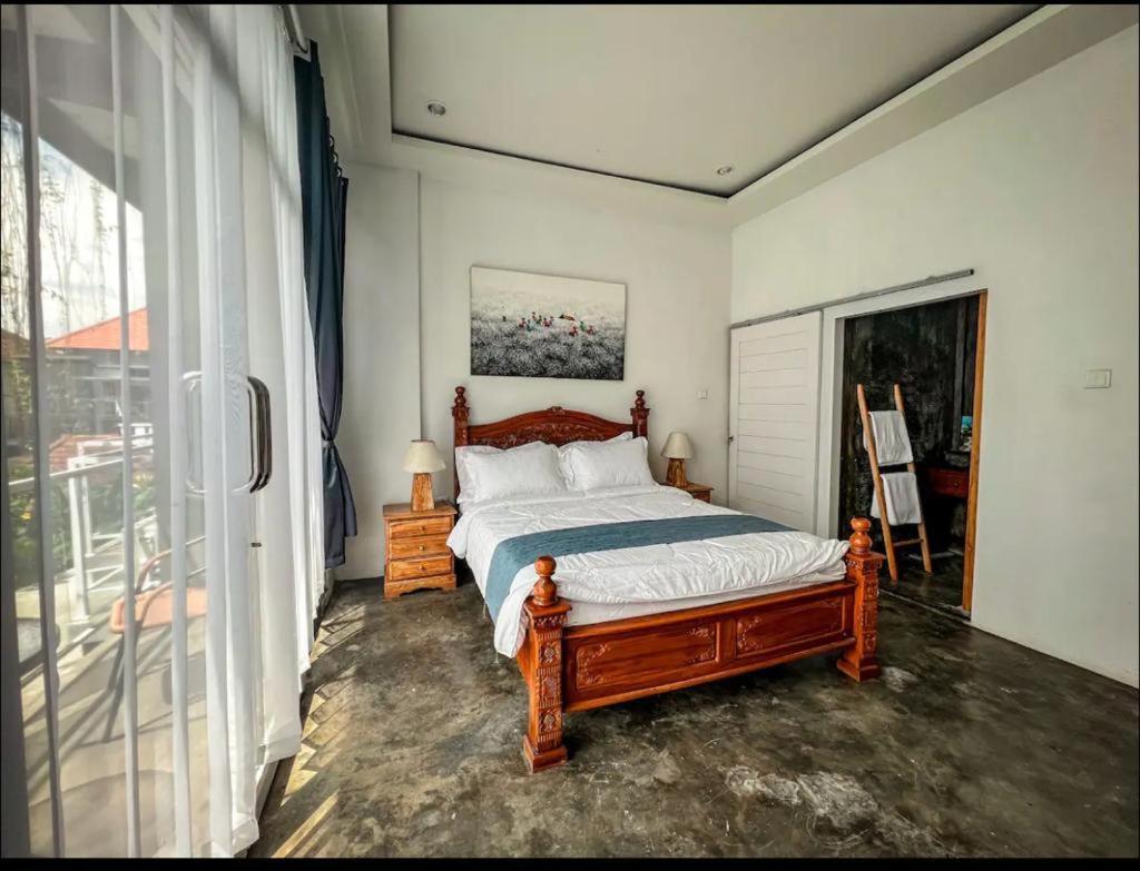 Three-Bedroom Villa photo 3