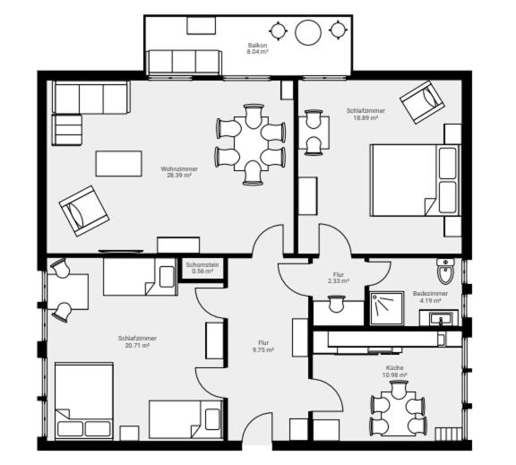Apartment with Balcony photo 3