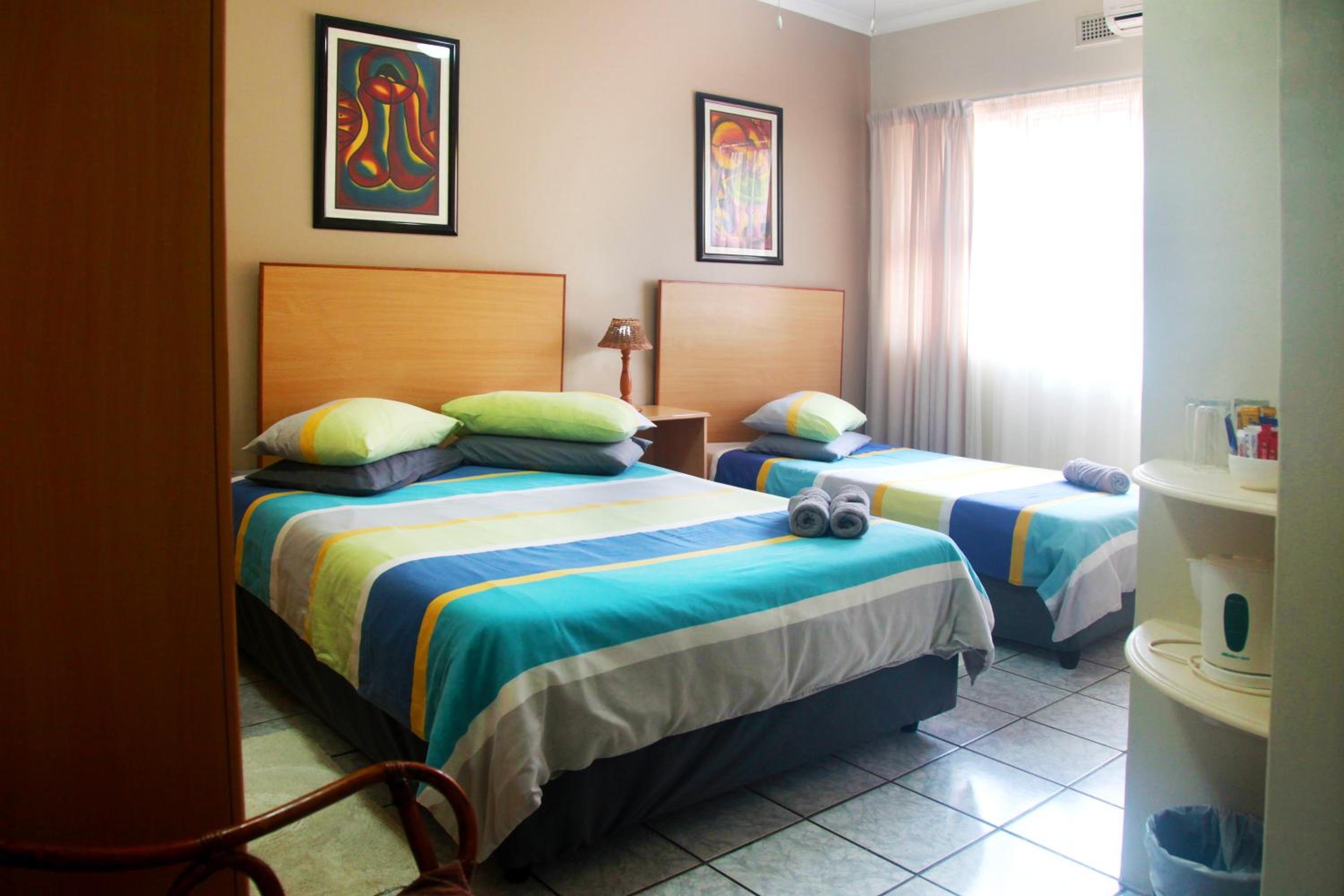Standard Double Or Twin Room photo 3