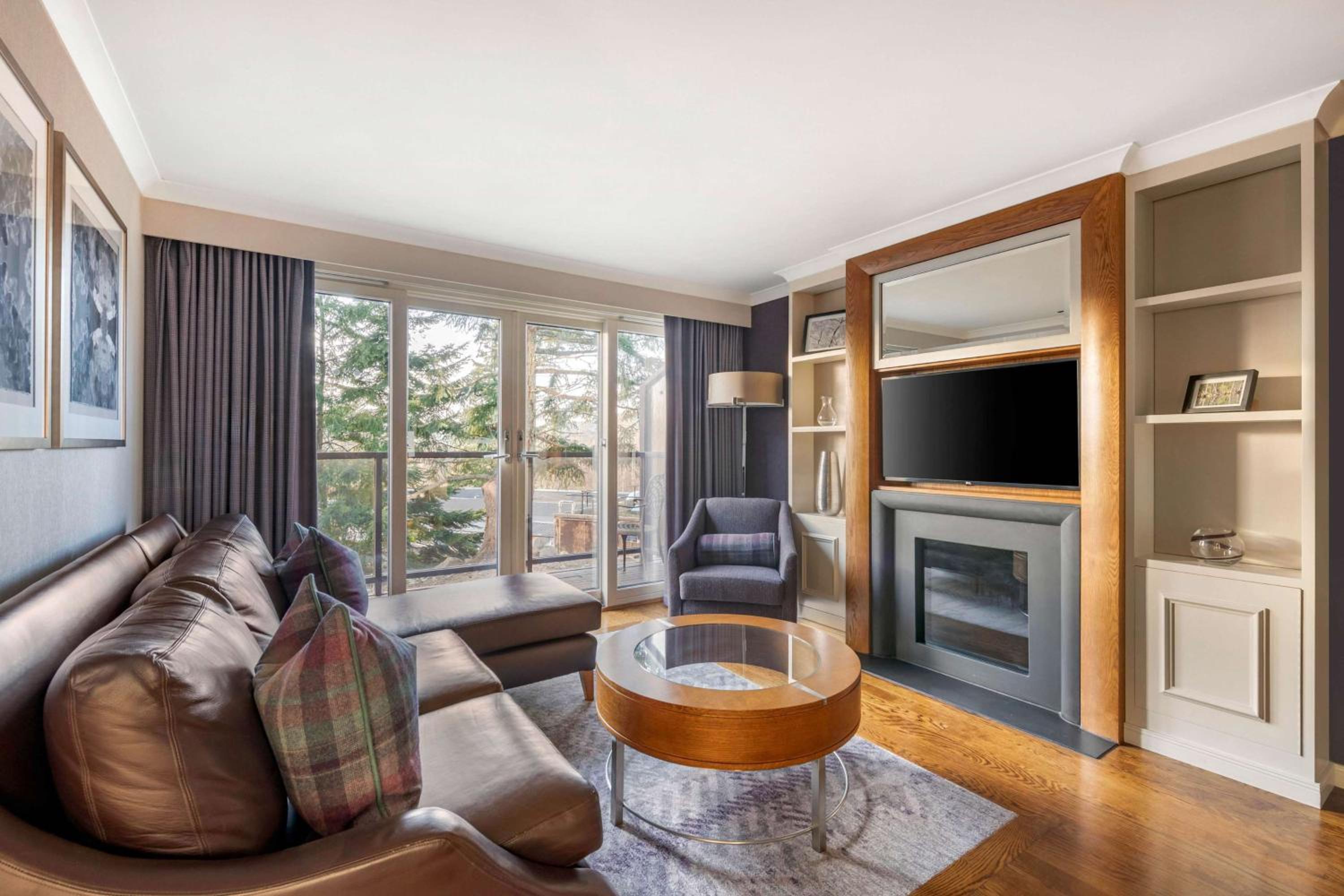 Junior Suite with Fireplace