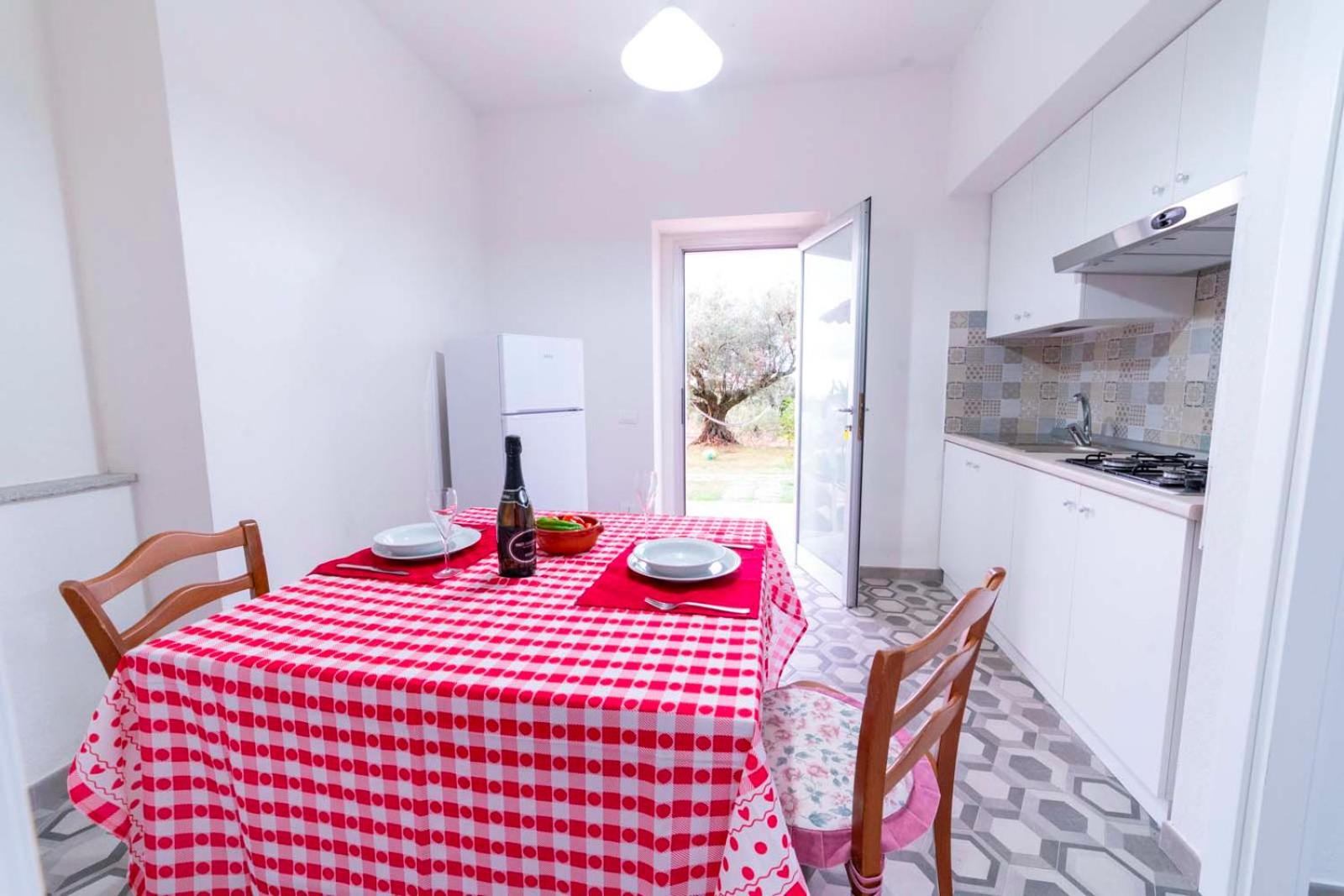 One-Bedroom Apartment photo 2