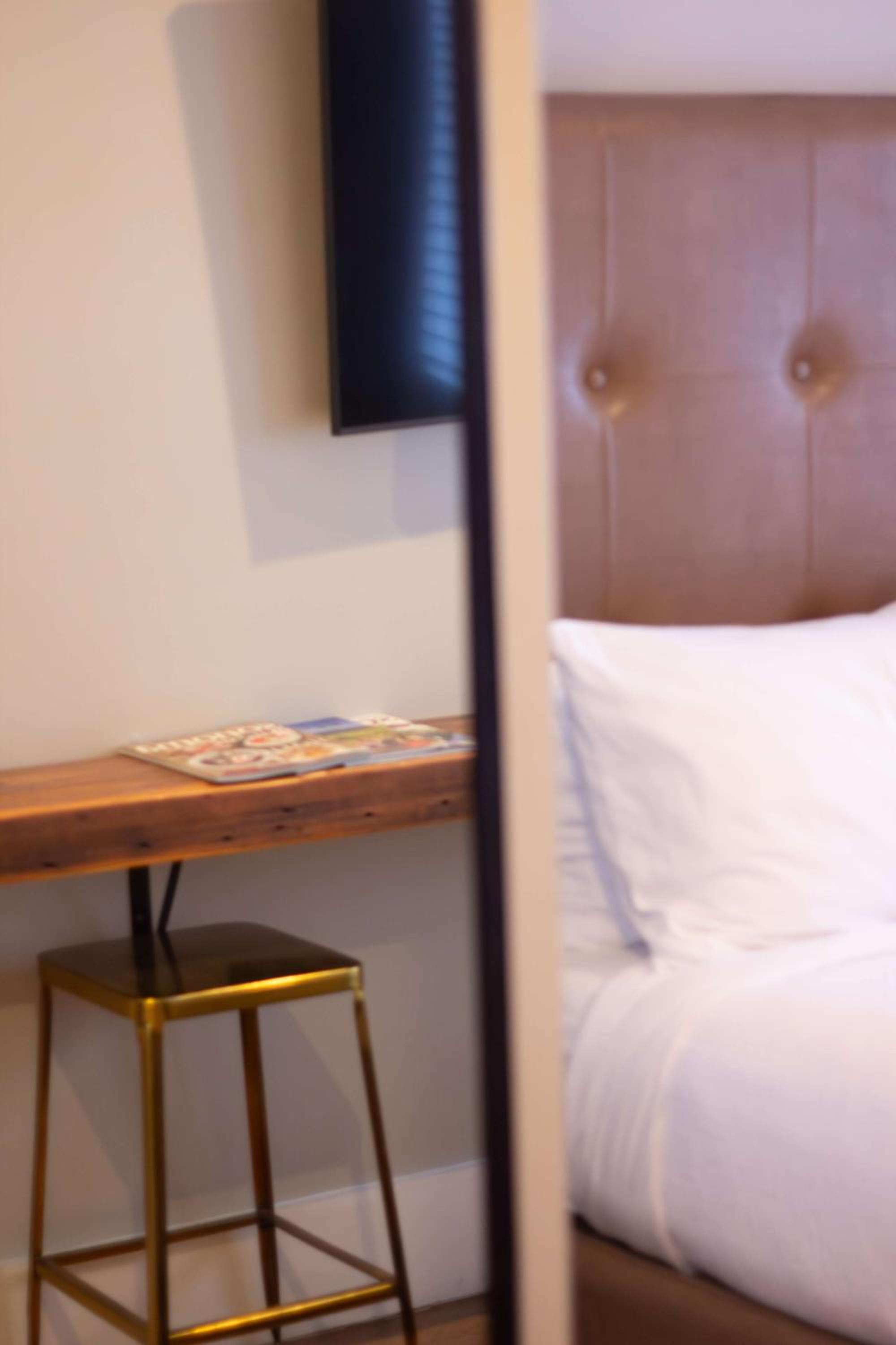 Queen Room - Hearing Access