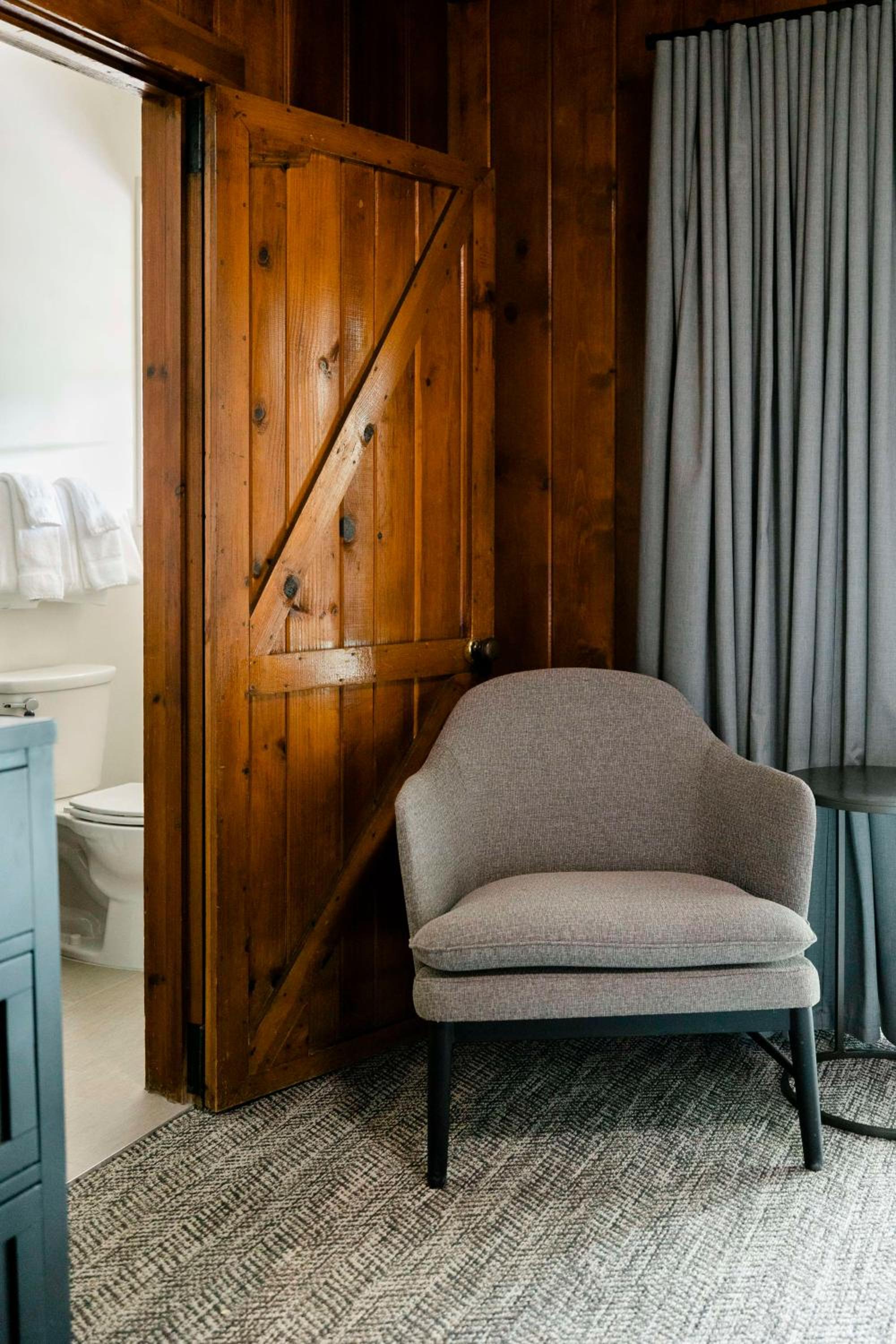 Historic Inn King Room - Photo 1
