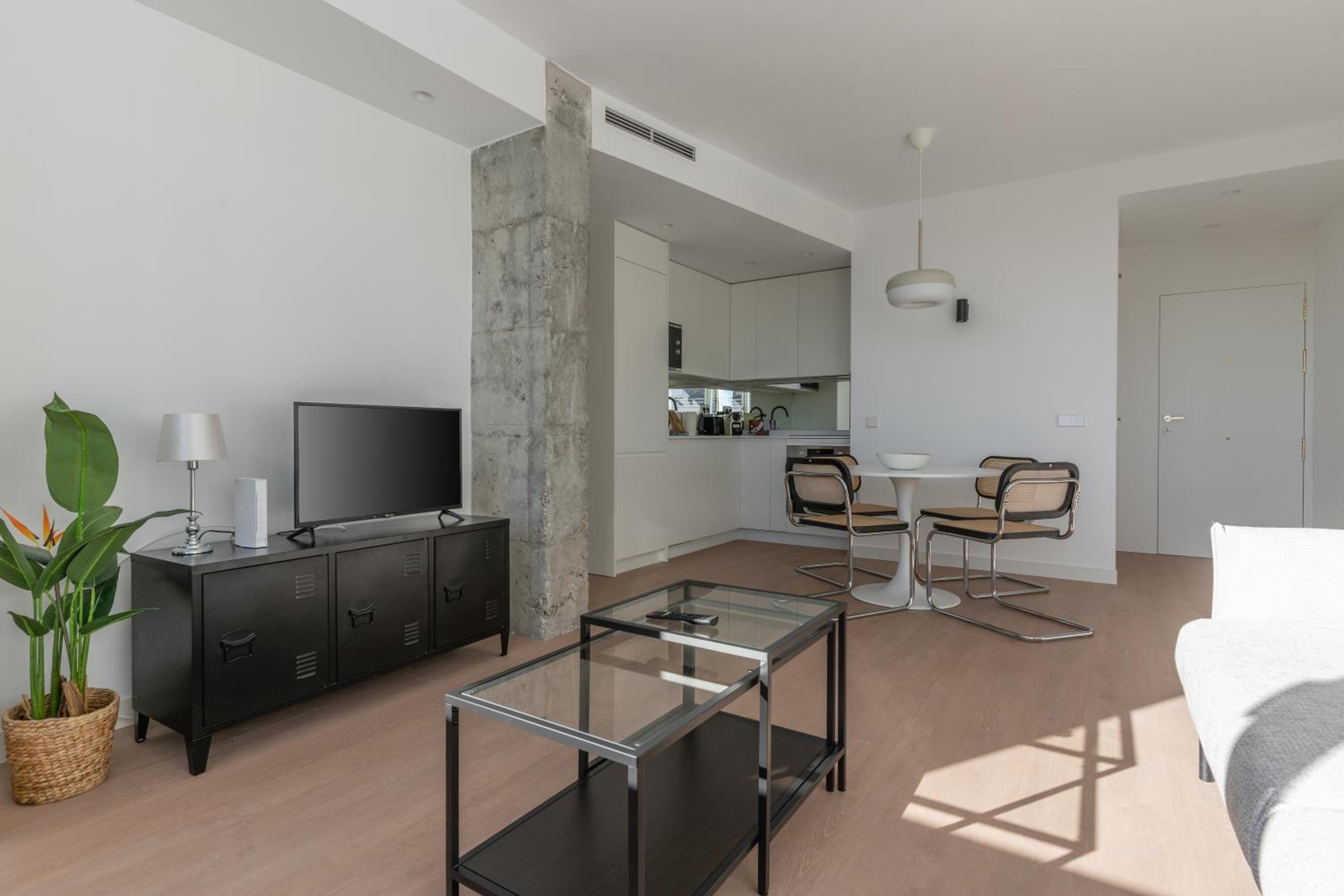 Apartment photo 3