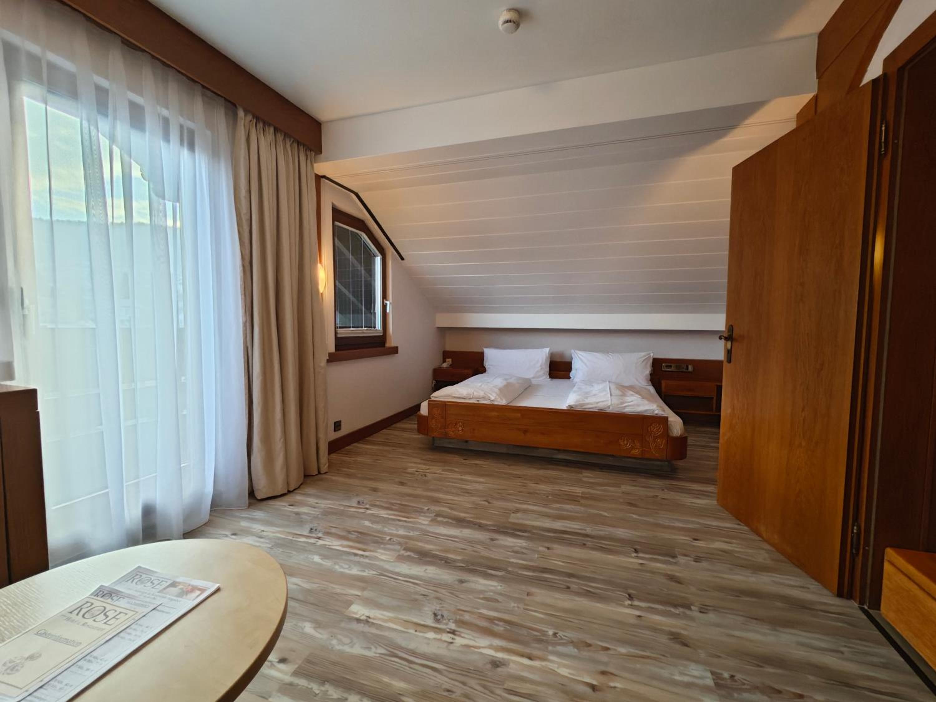 Family Room with Balcony photo 1