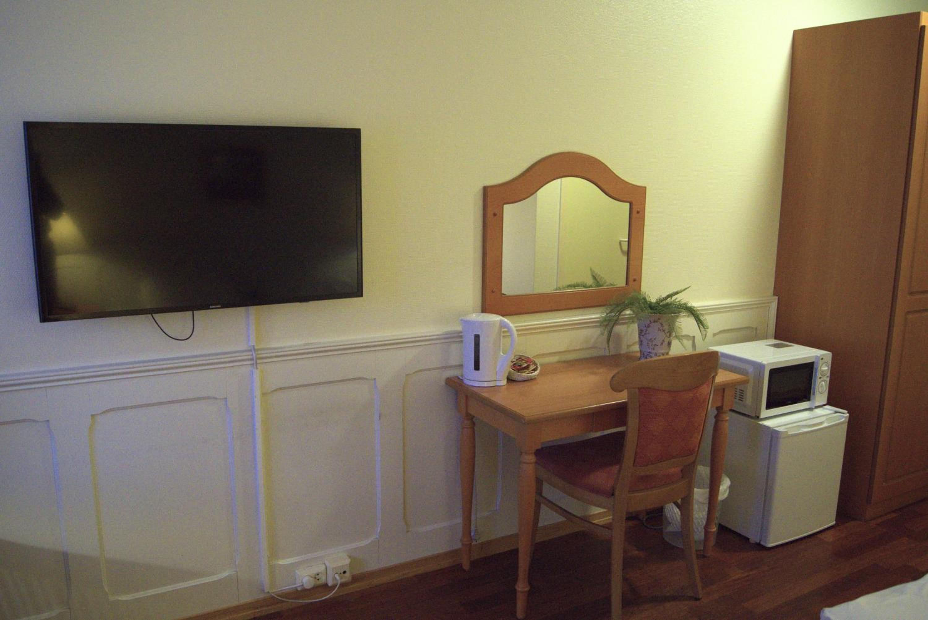 Small Double Room photo 2