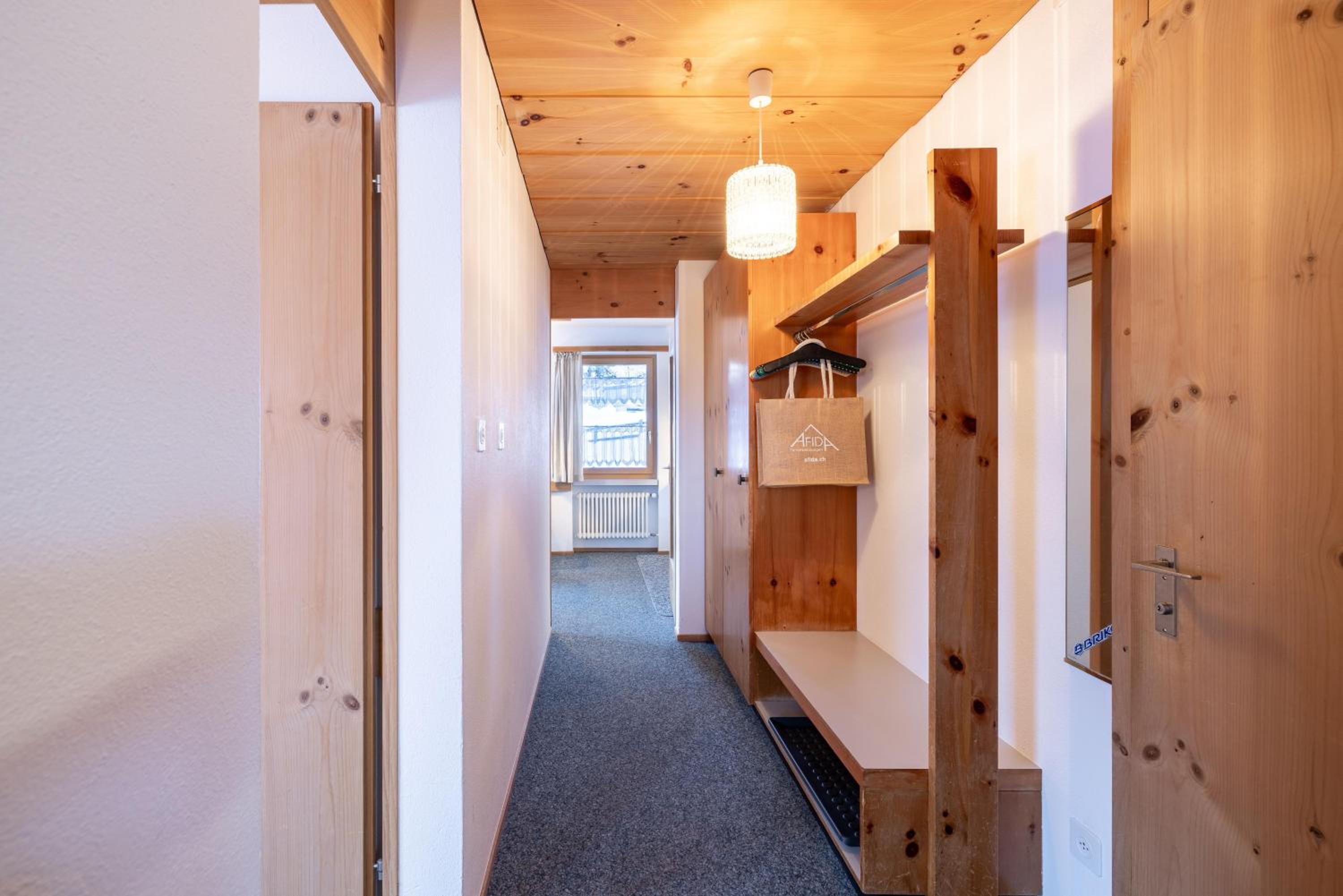 Apartment with Mountain View photo 1