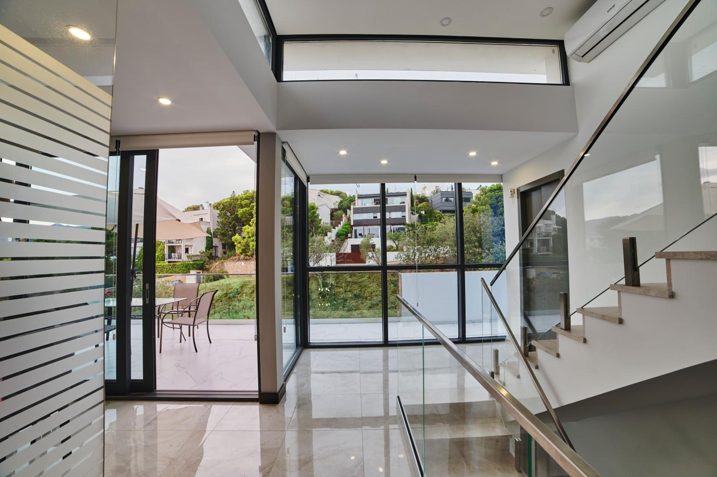 Villa with Private Pool photo 3