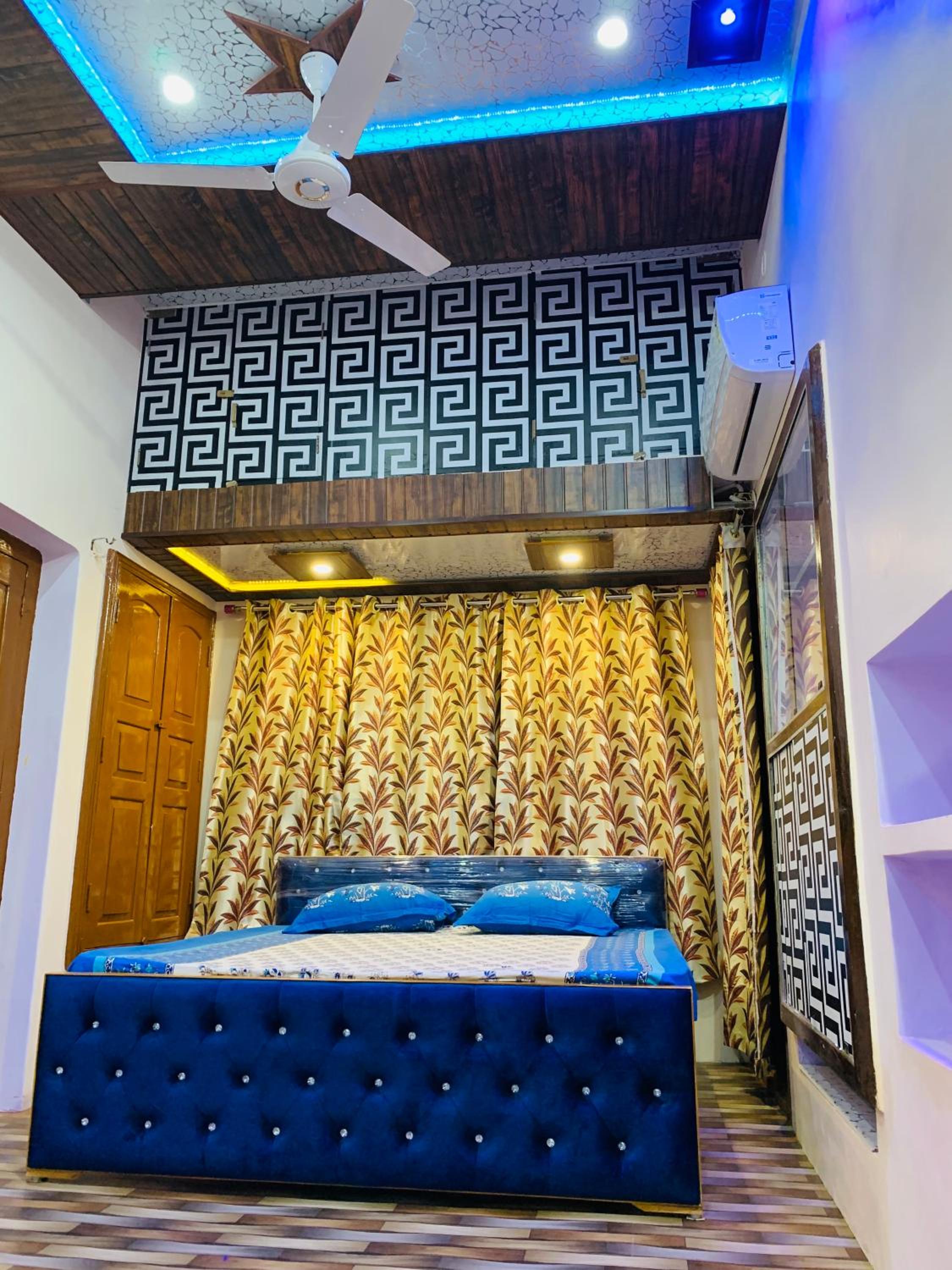 Family Room With Private Bathroom