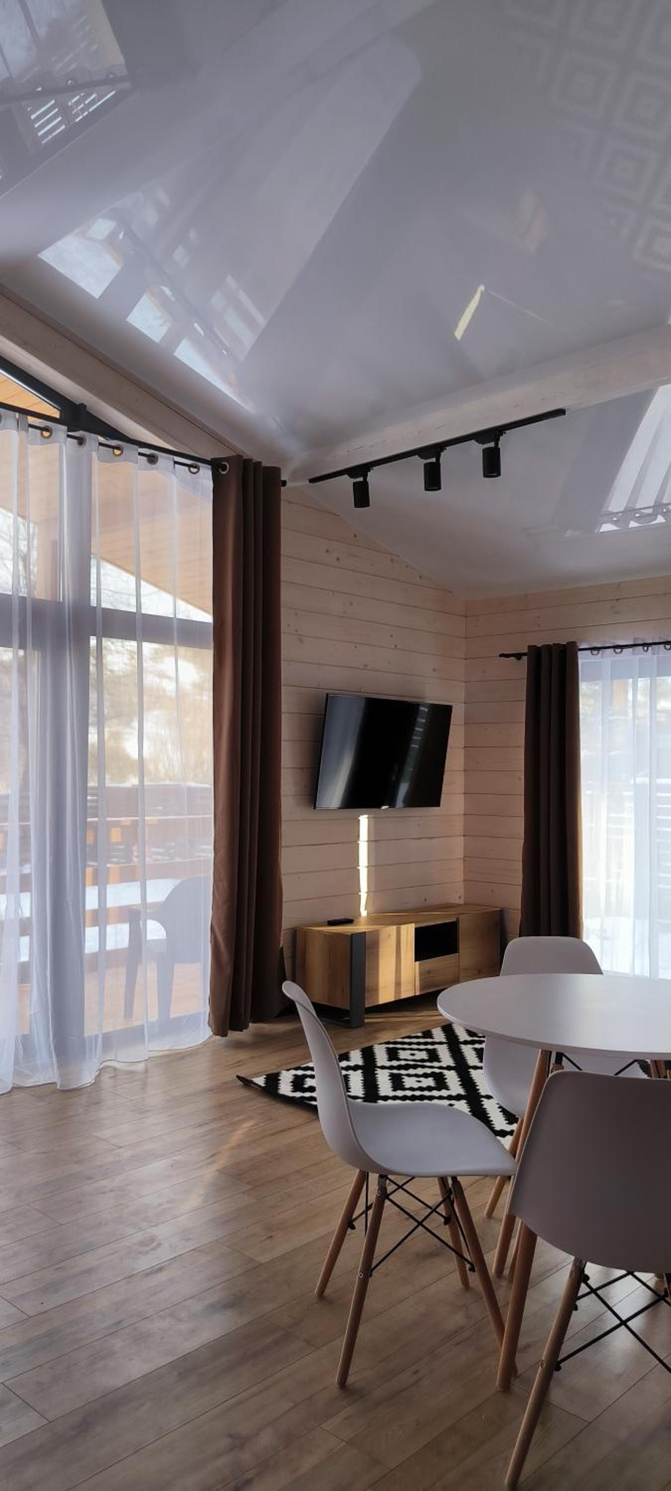 One-Bedroom House photo 1