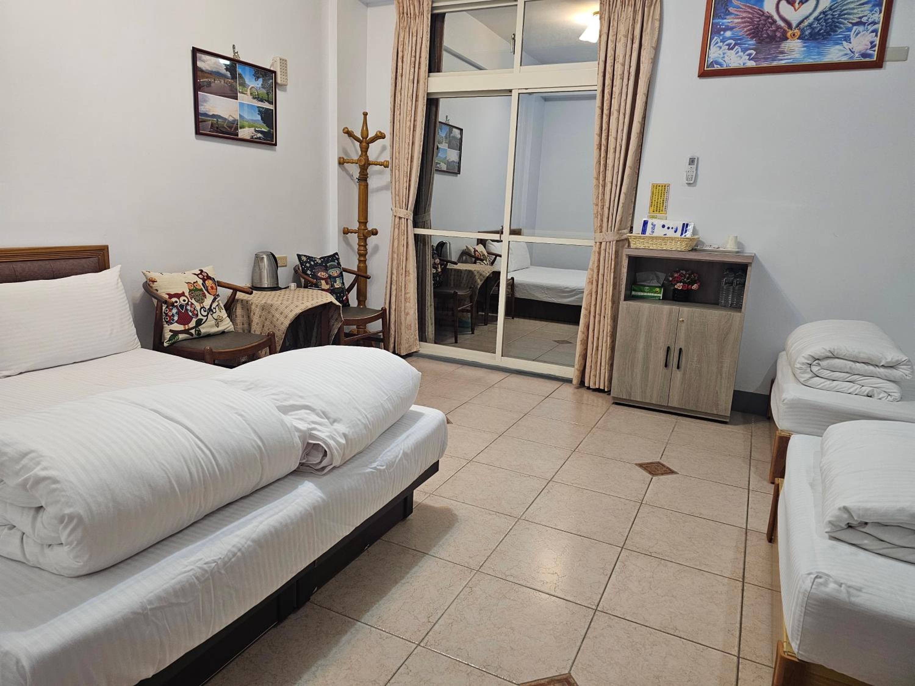 Quadruple Room with Balcony photo 1