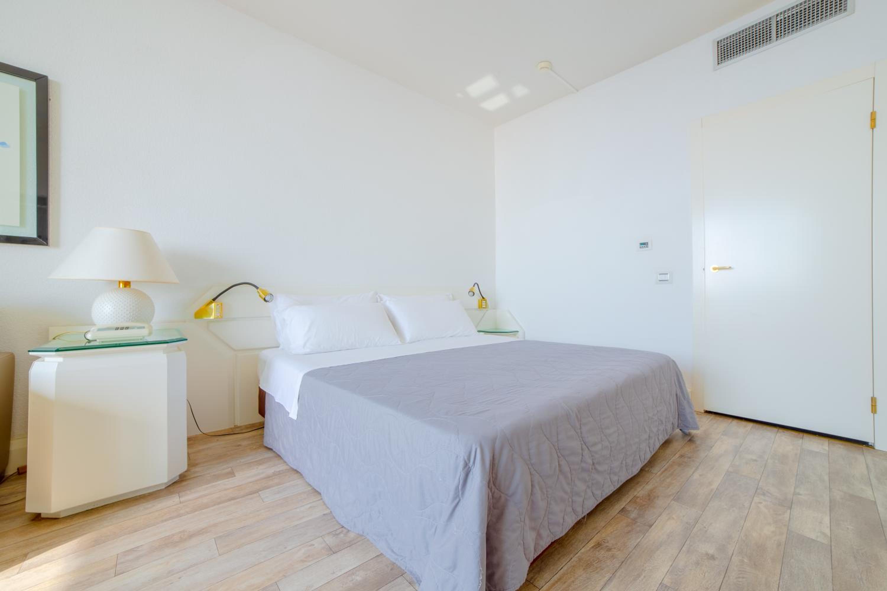 Economy Double Room - Photo 2
