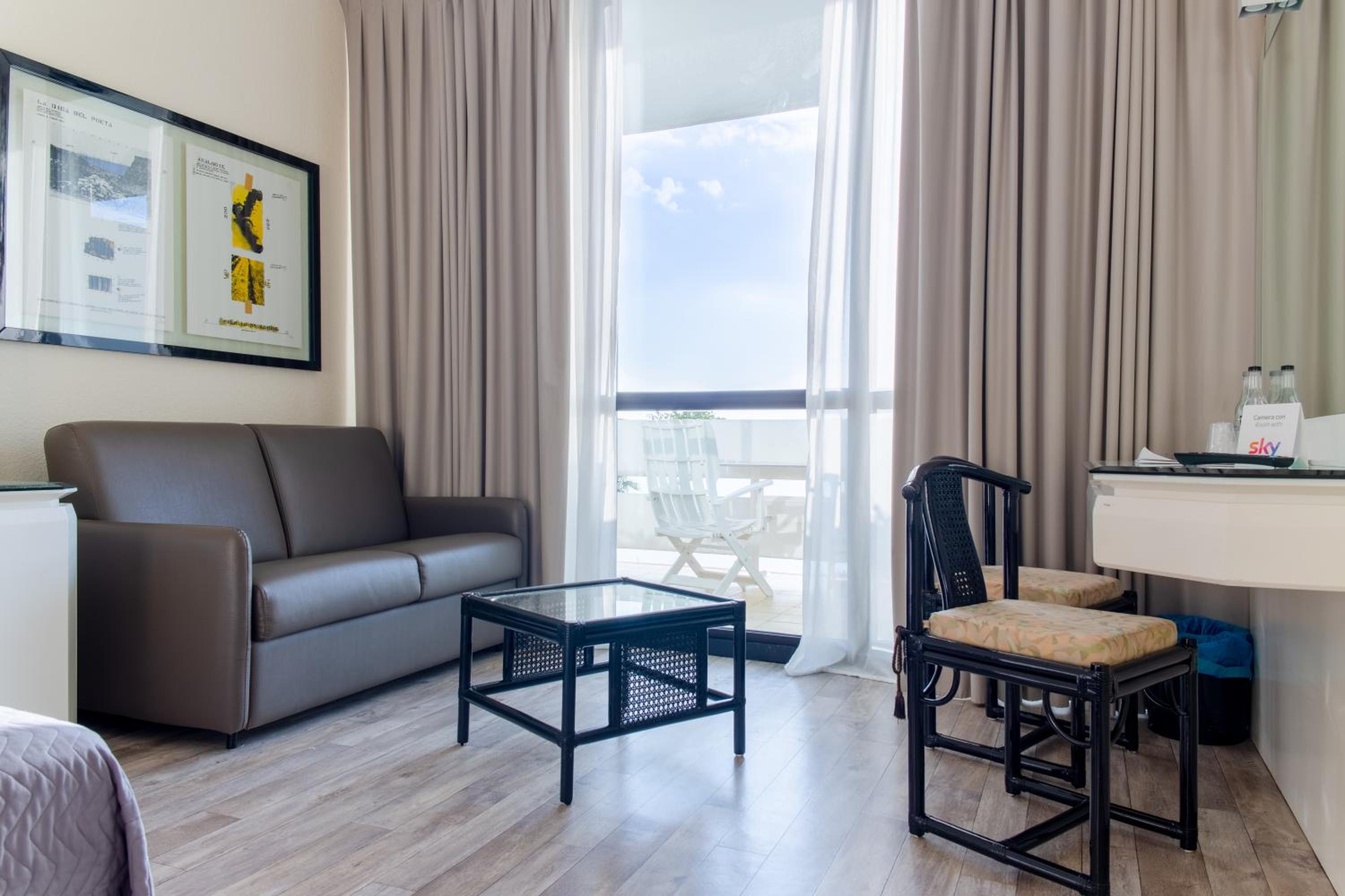 Standard Double Room - Photo 4