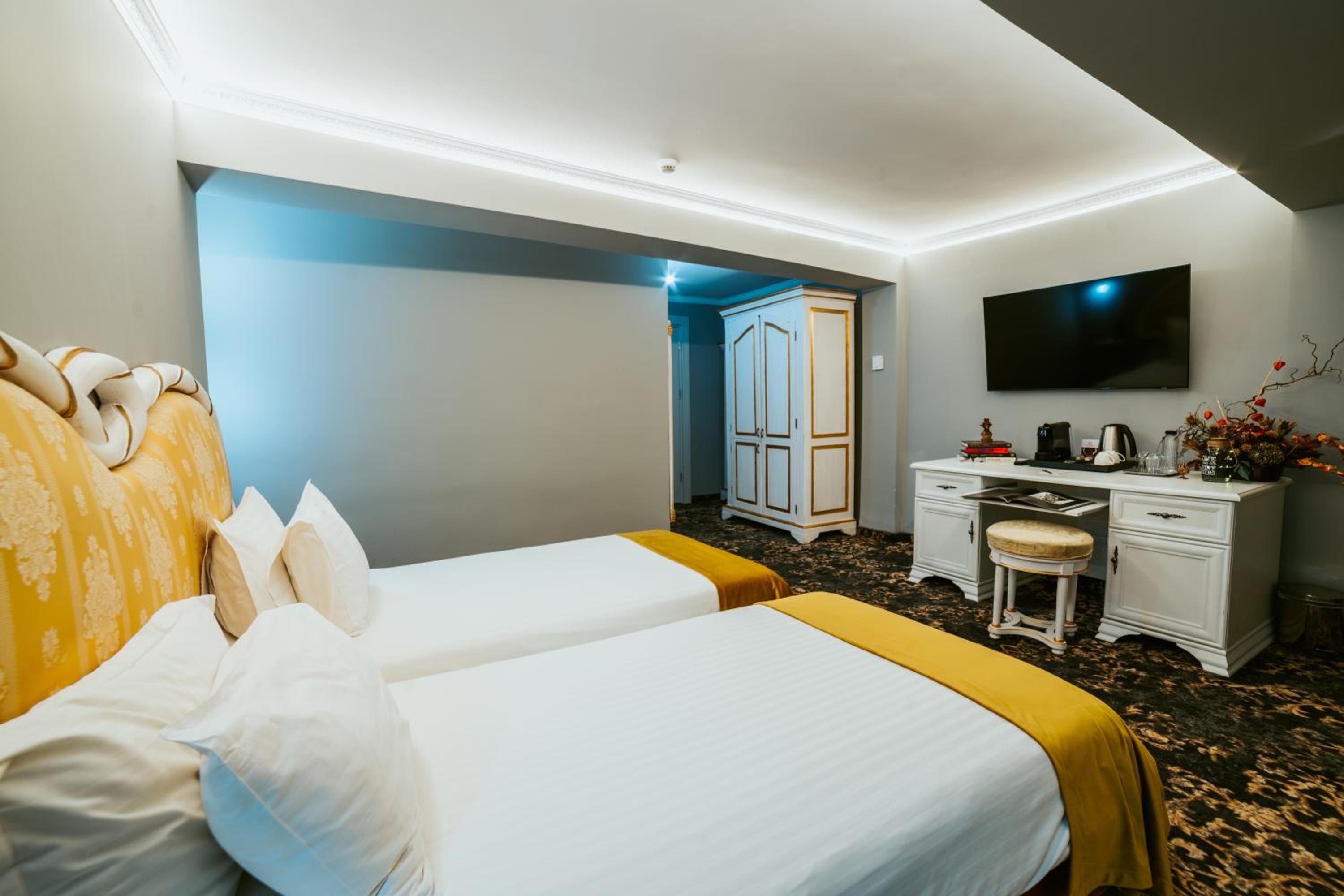 King Room with SPA photo 2