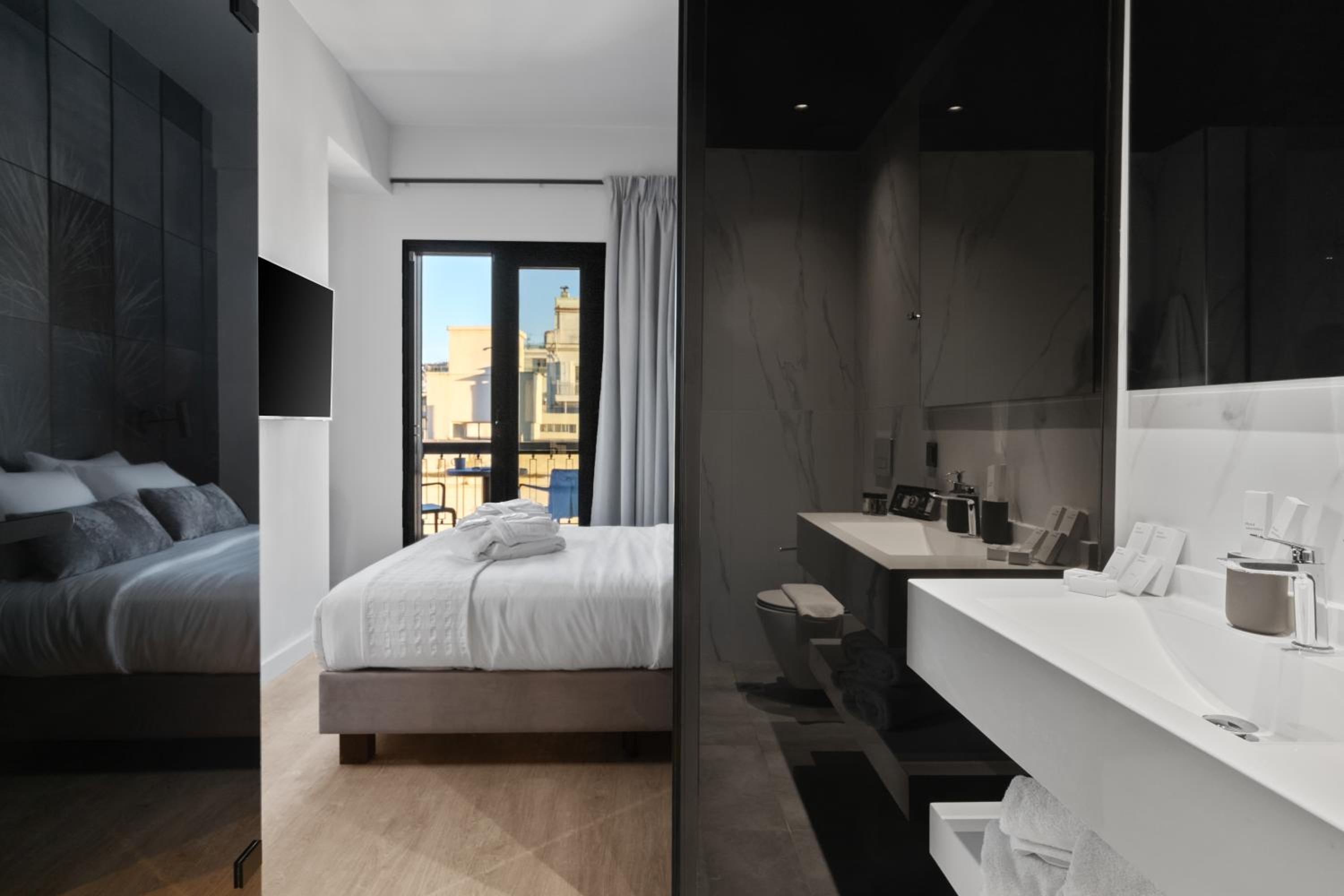 Superior Double room with Side sea view - Photo 3