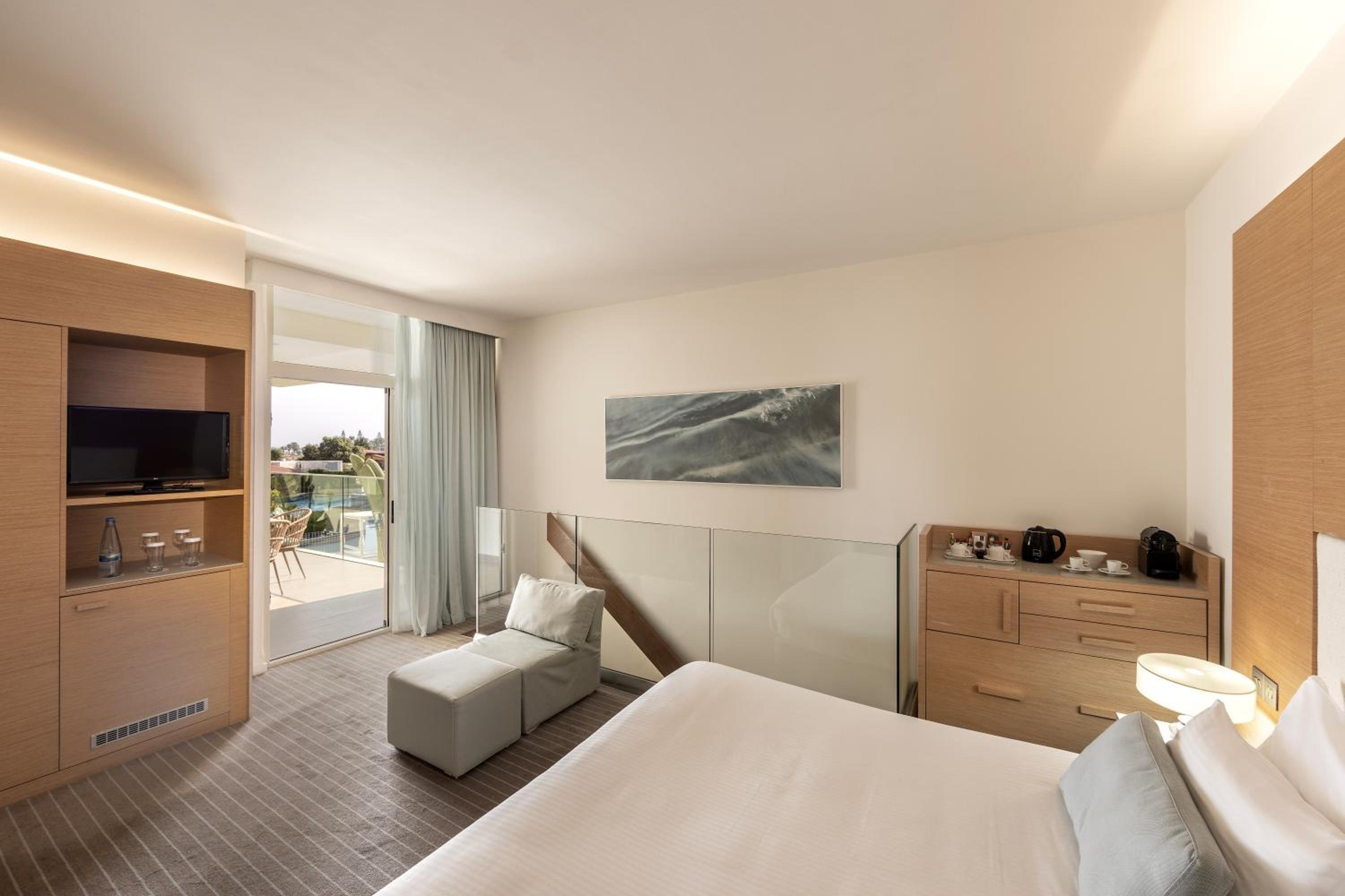 Duplex Suite (2 Adults + 3 Children)