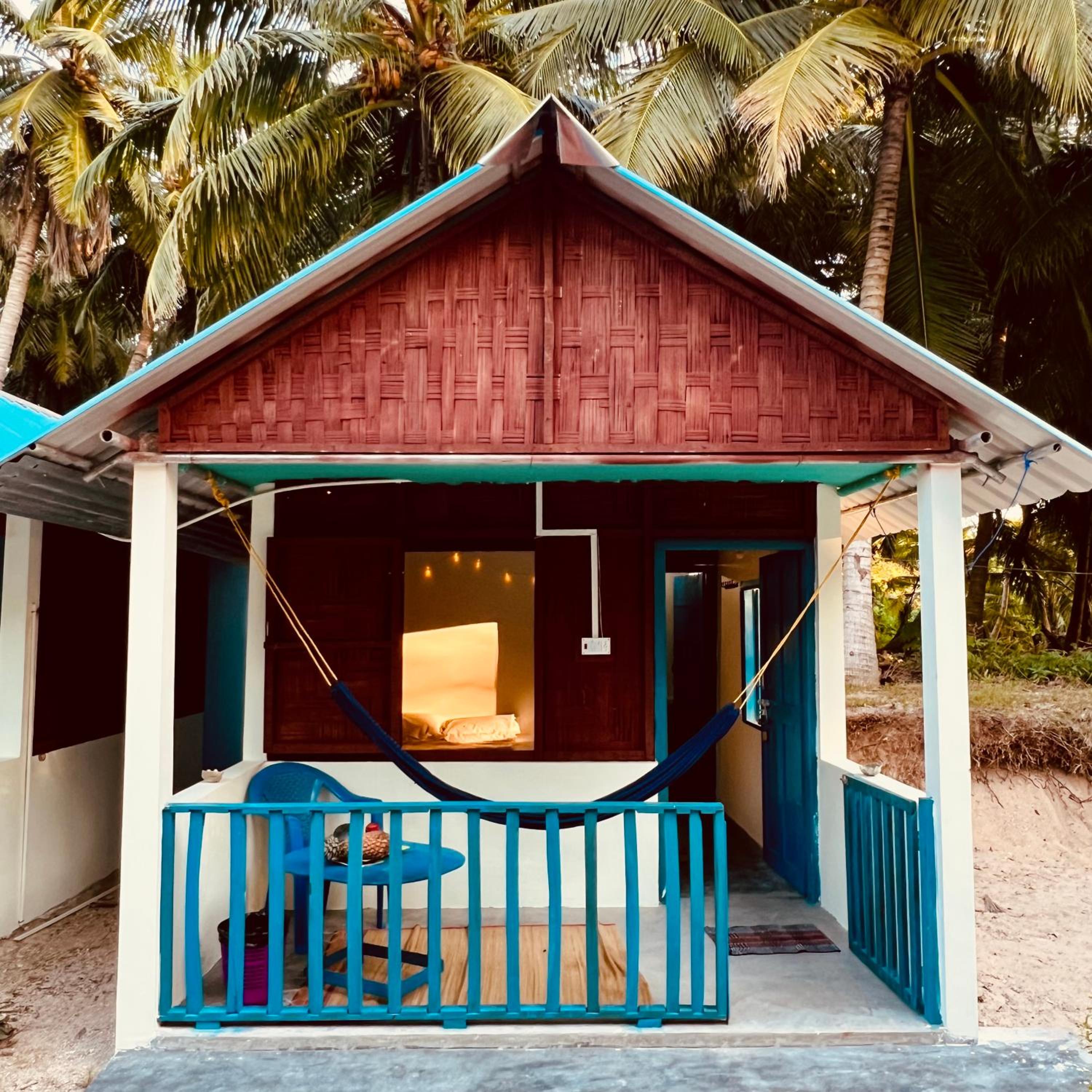 Bungalow - Beach Front photo 3