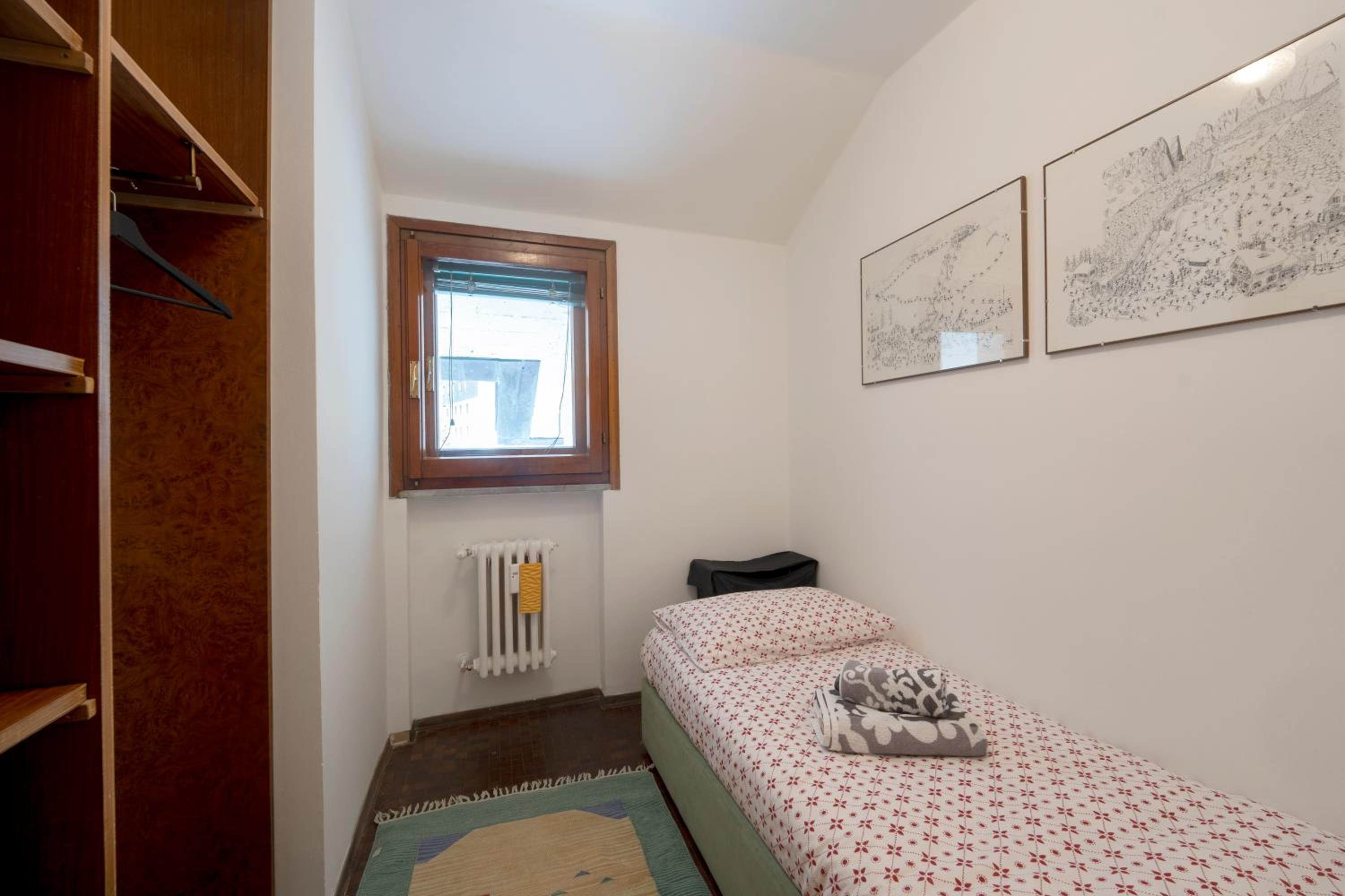 One-Bedroom Apartment photo 3