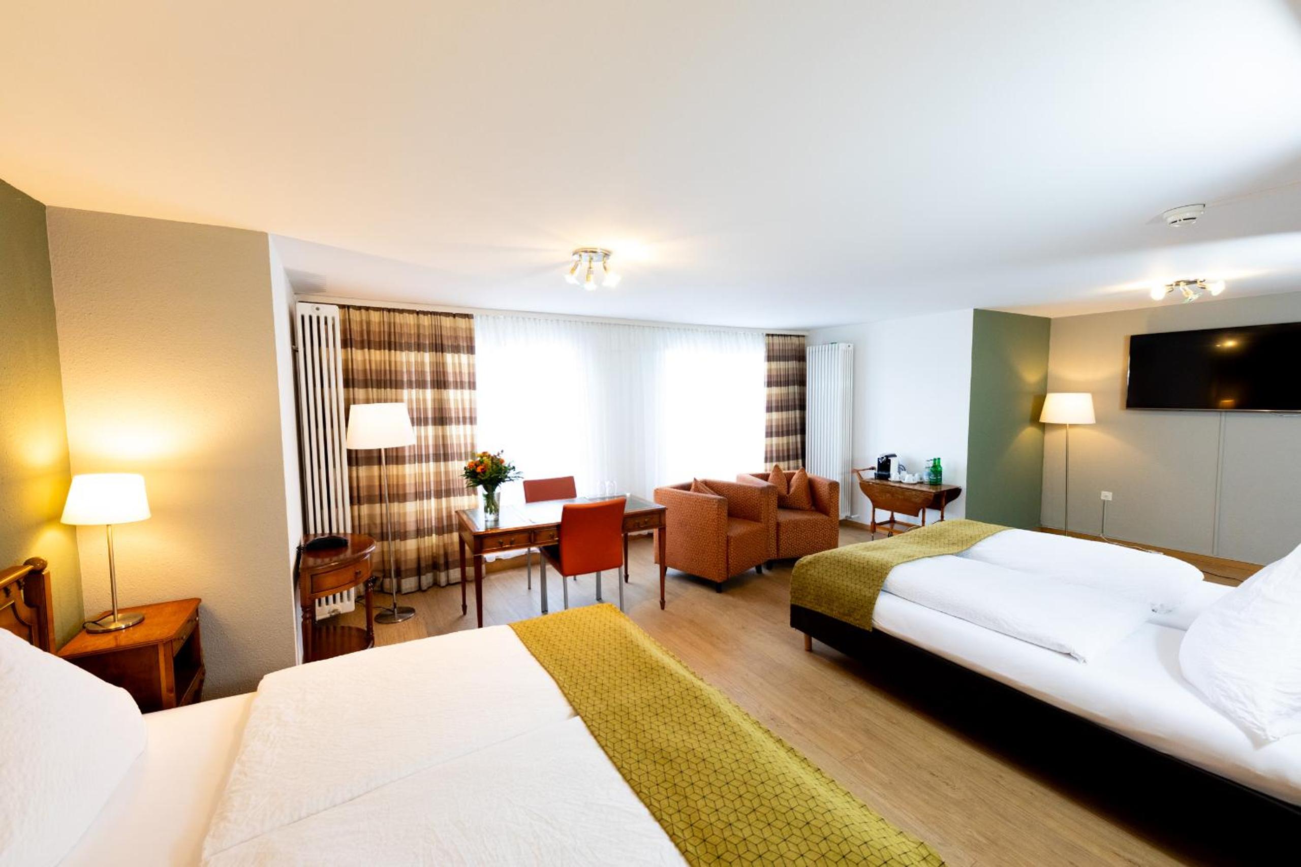 Family Suite with Balcony photo 2