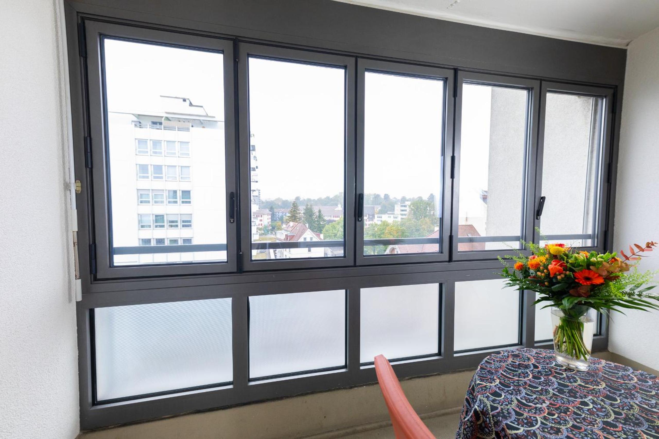 Modern Single Room with balcony photo 2