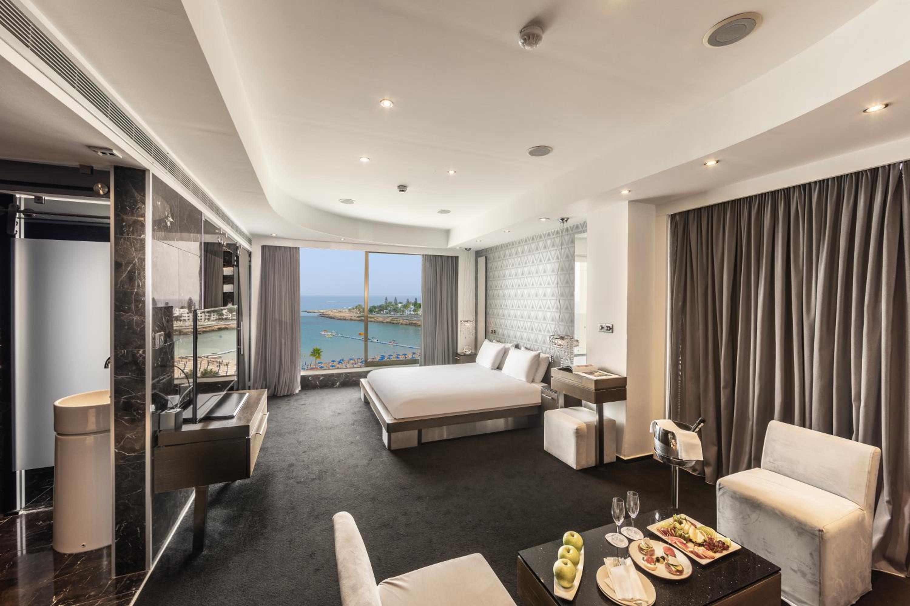 Junior Suite - Photo 2