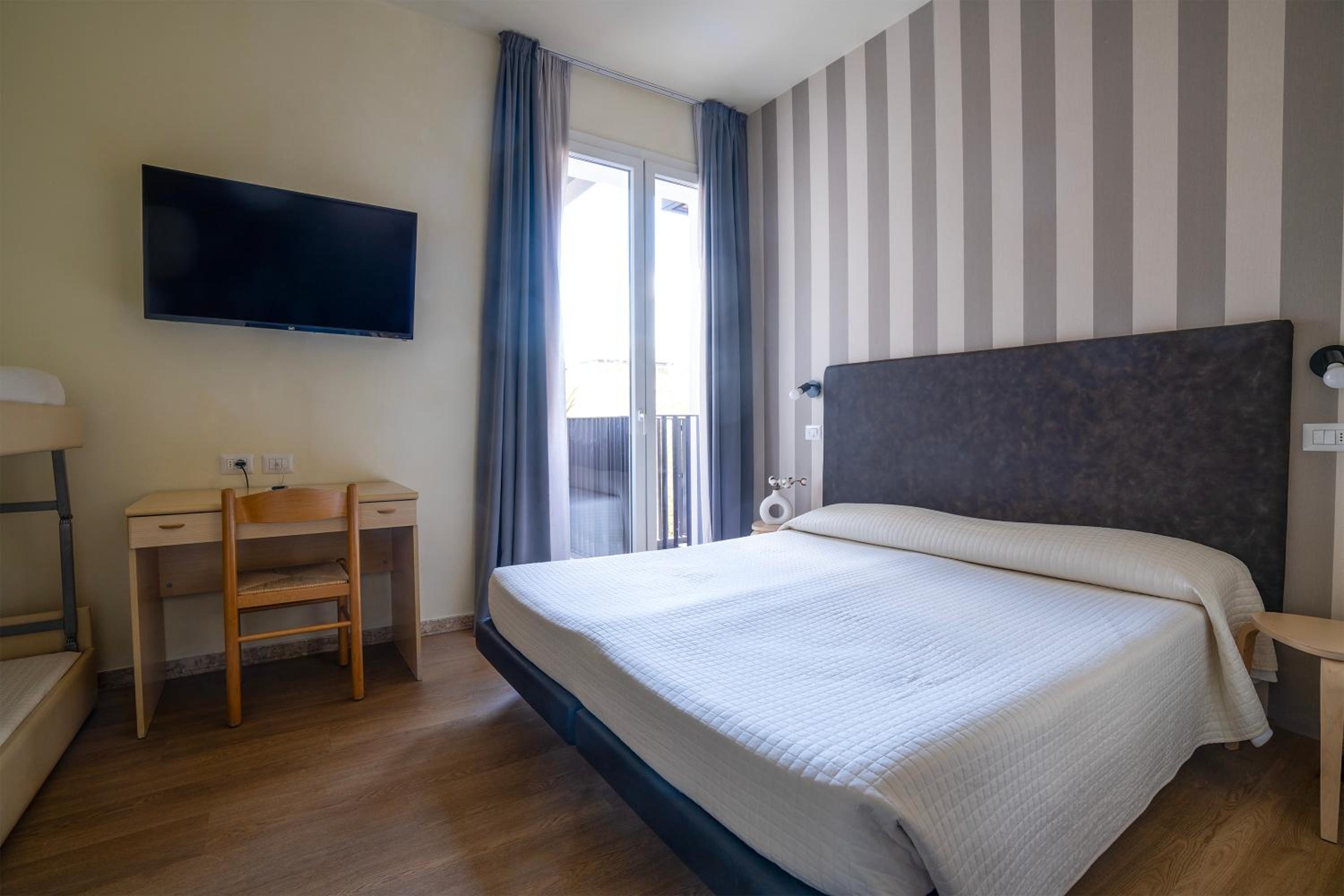 Comfort Triple Room - Photo 4