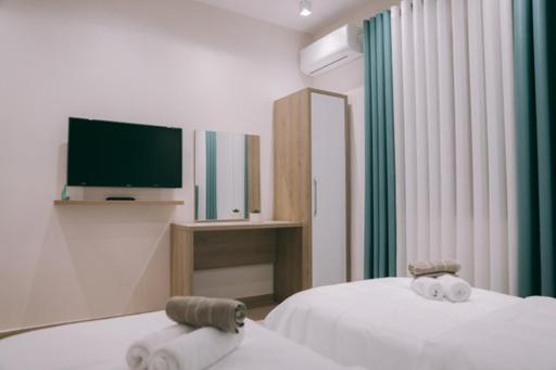 Deluxe Double or Twin Room photo 3