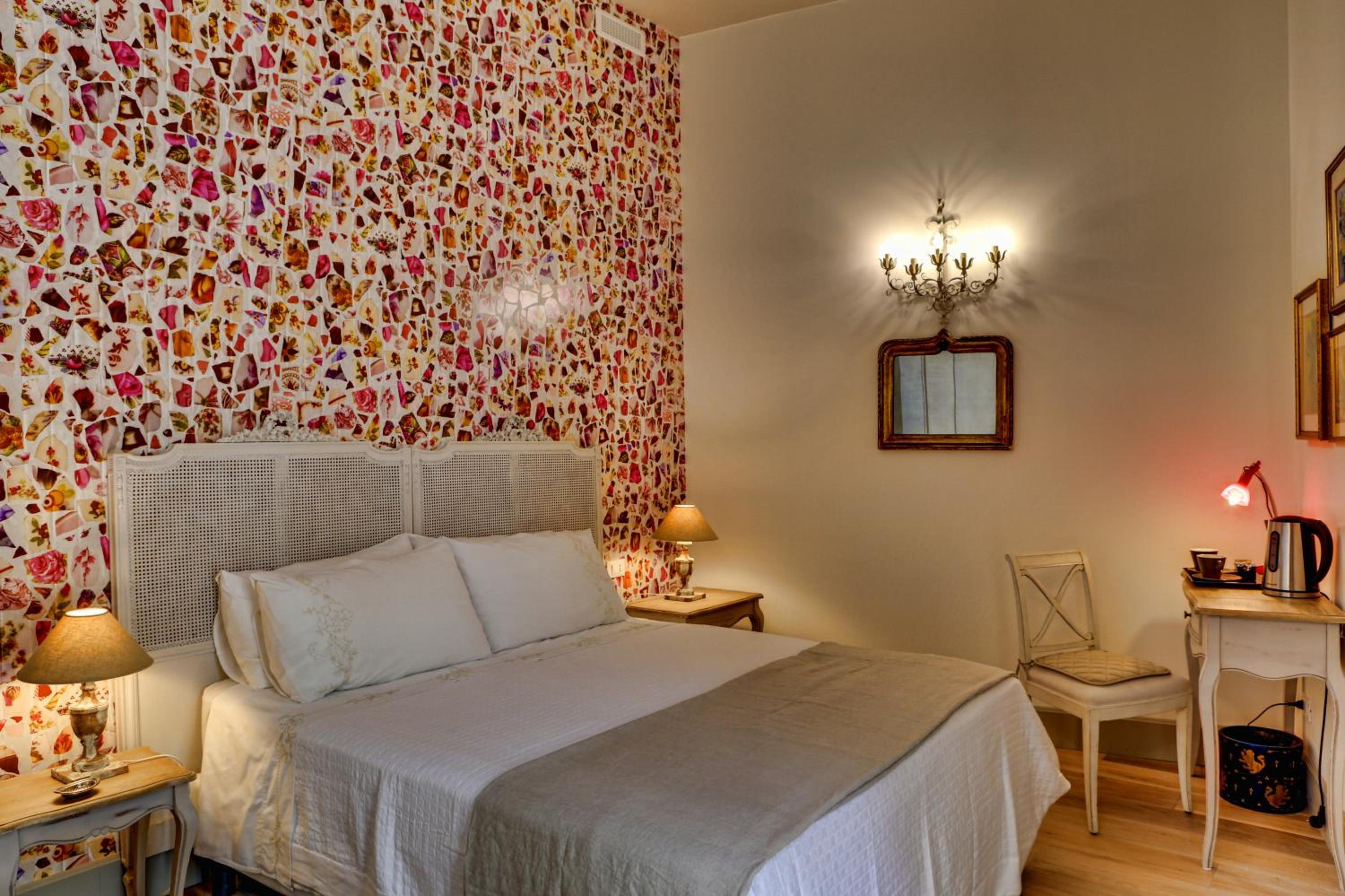 Deluxe Double or Twin Room photo 1