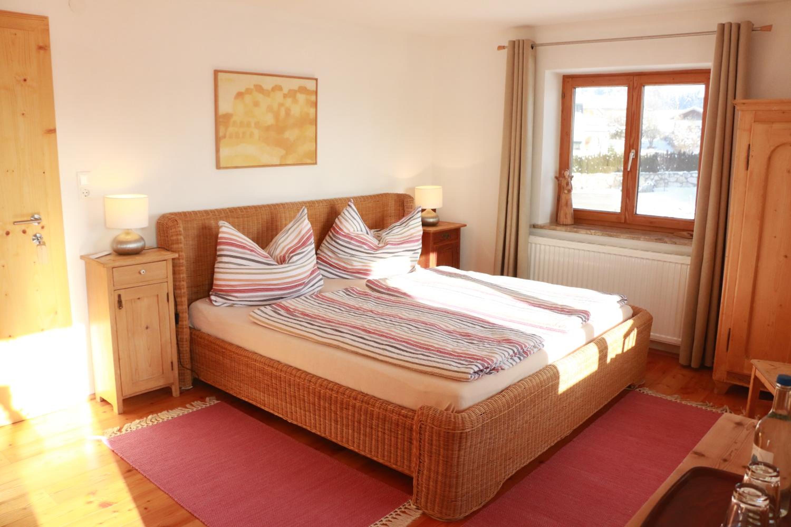 Double Room with Balcony and Shared Bathroom