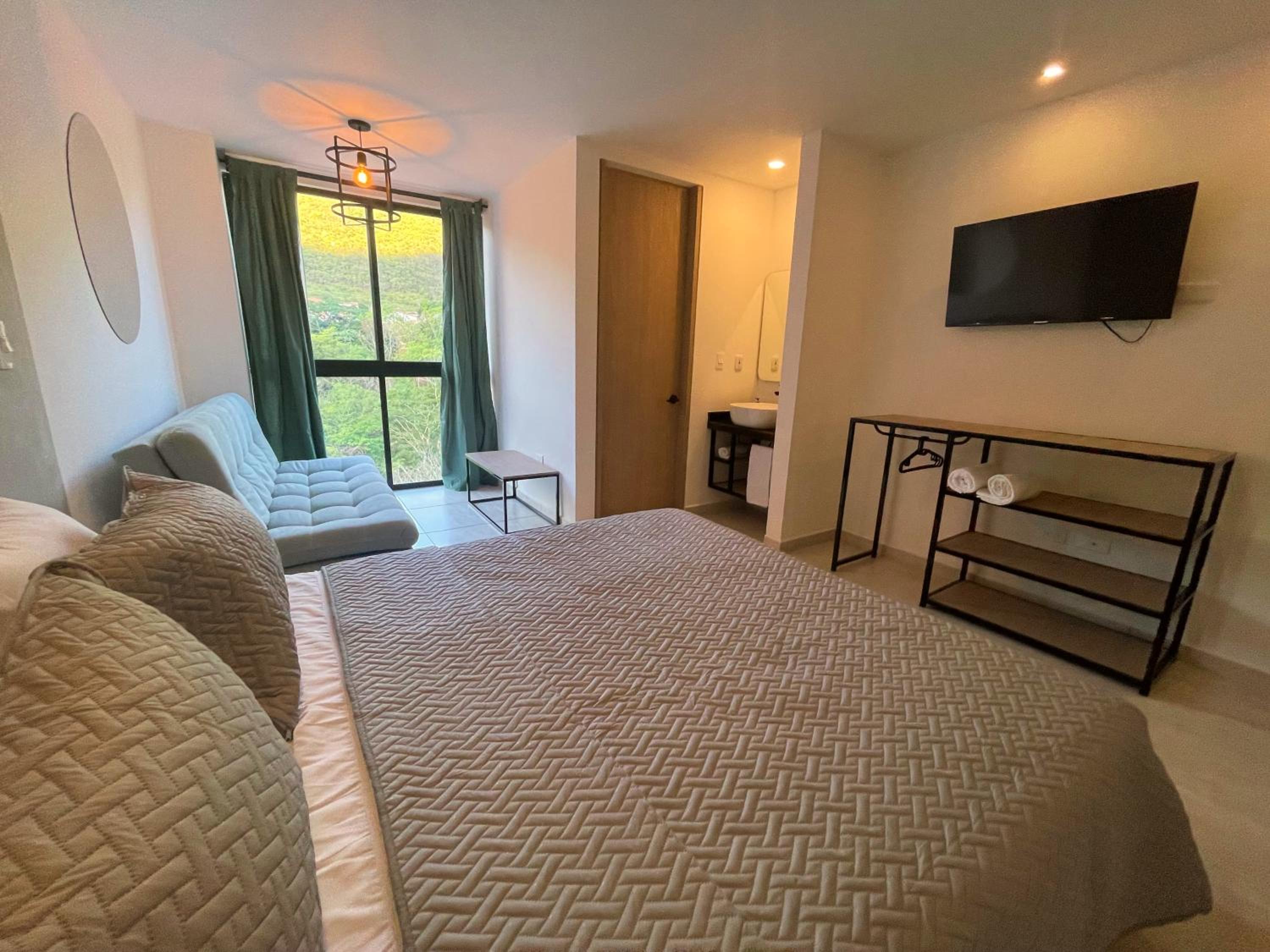 Standard Double Room with Mountain View