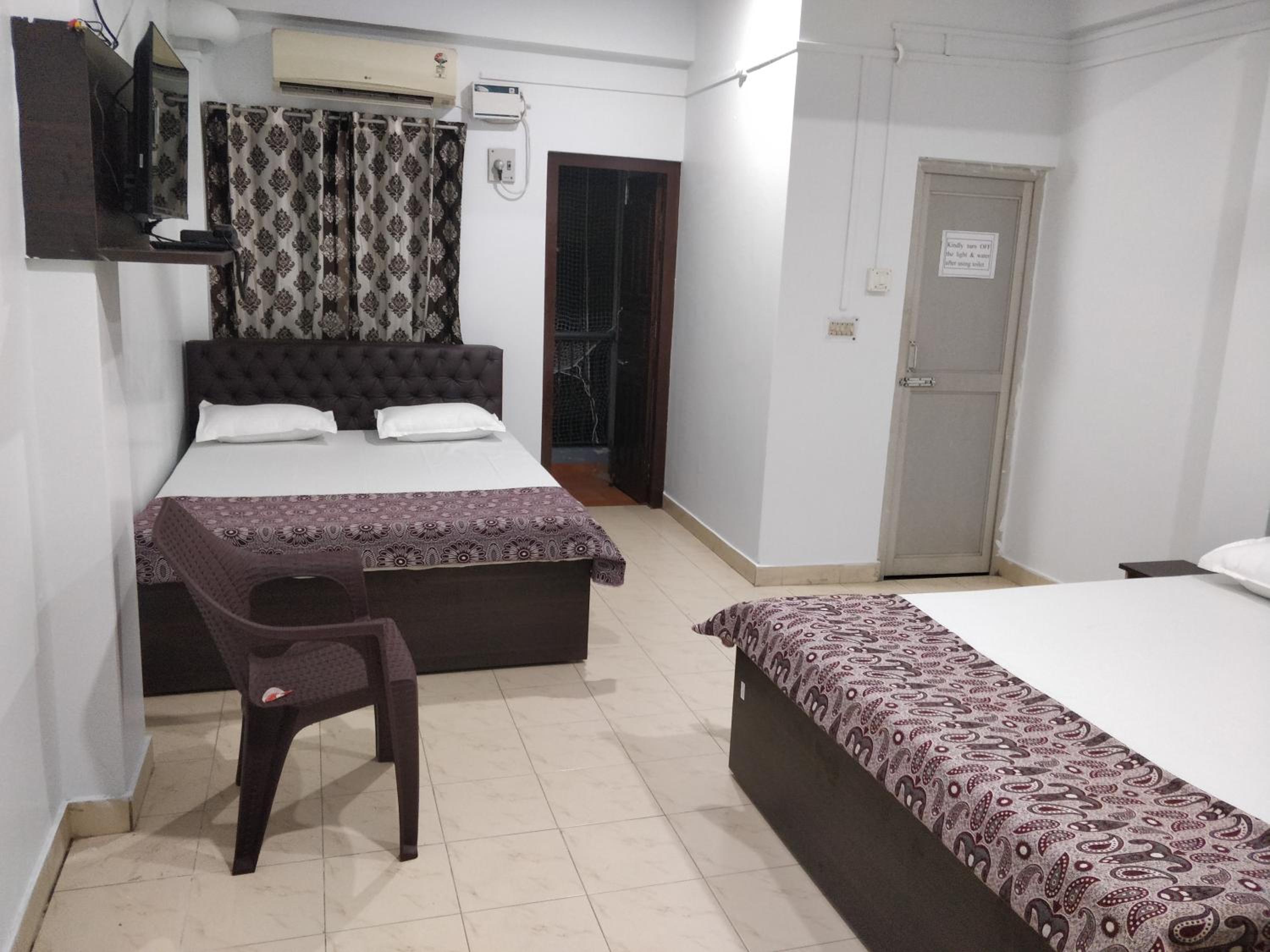 Four Bedroom with Fan