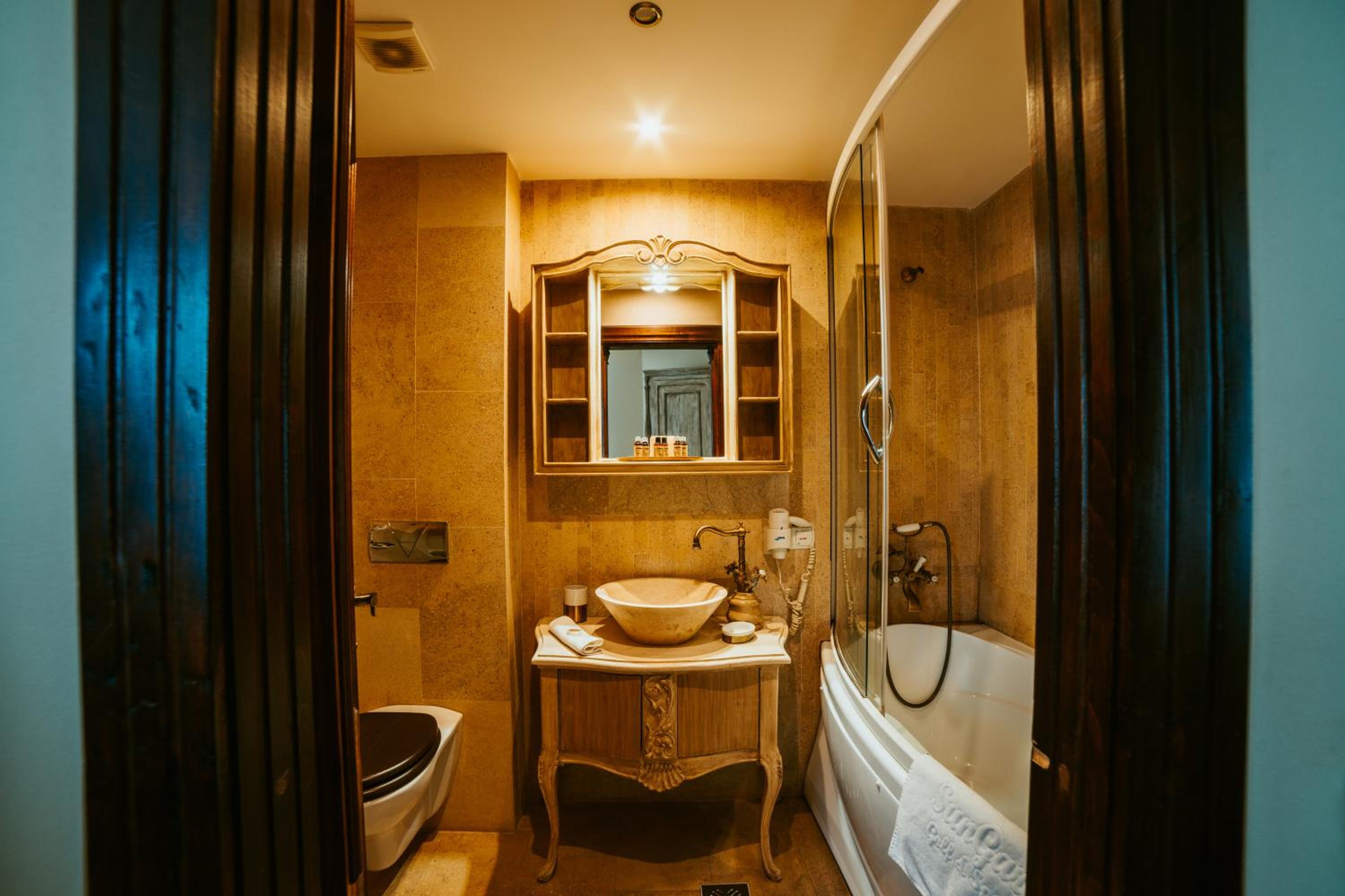 Premium Queen Room with SPA  photo 2