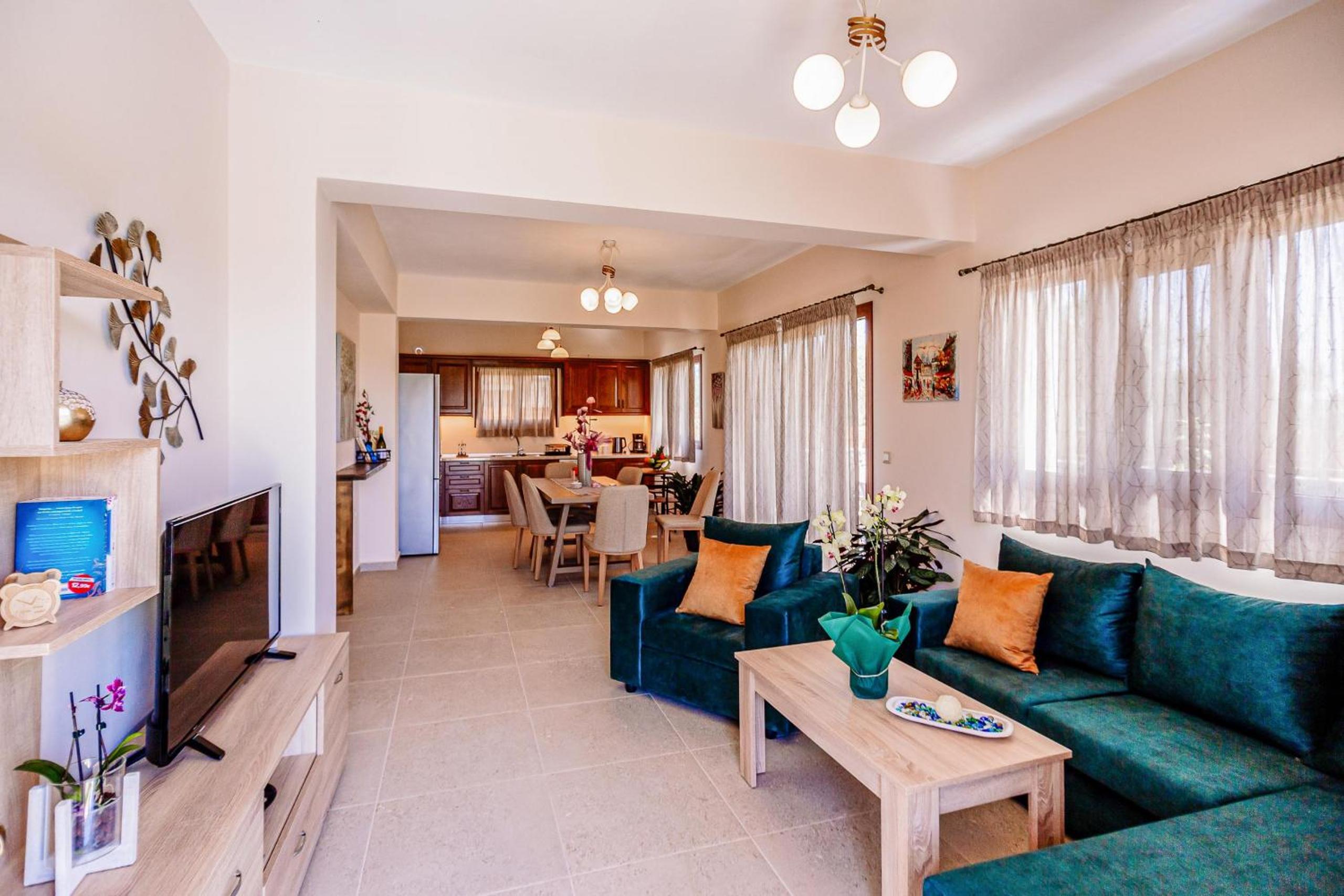 Three-Bedroom Villa photo 1