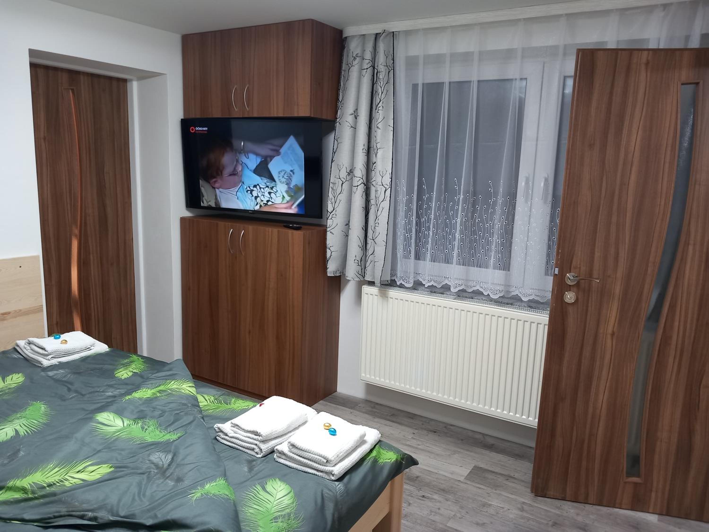 Economy Double or Twin Room photo 3
